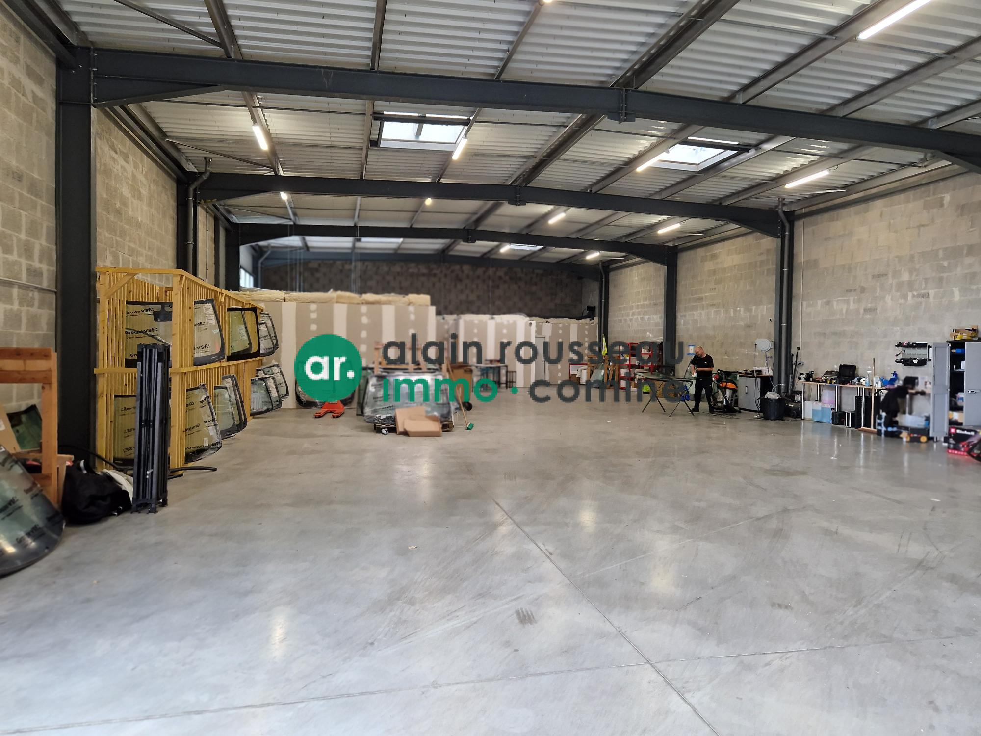Local Commercial 450m² – Cholet