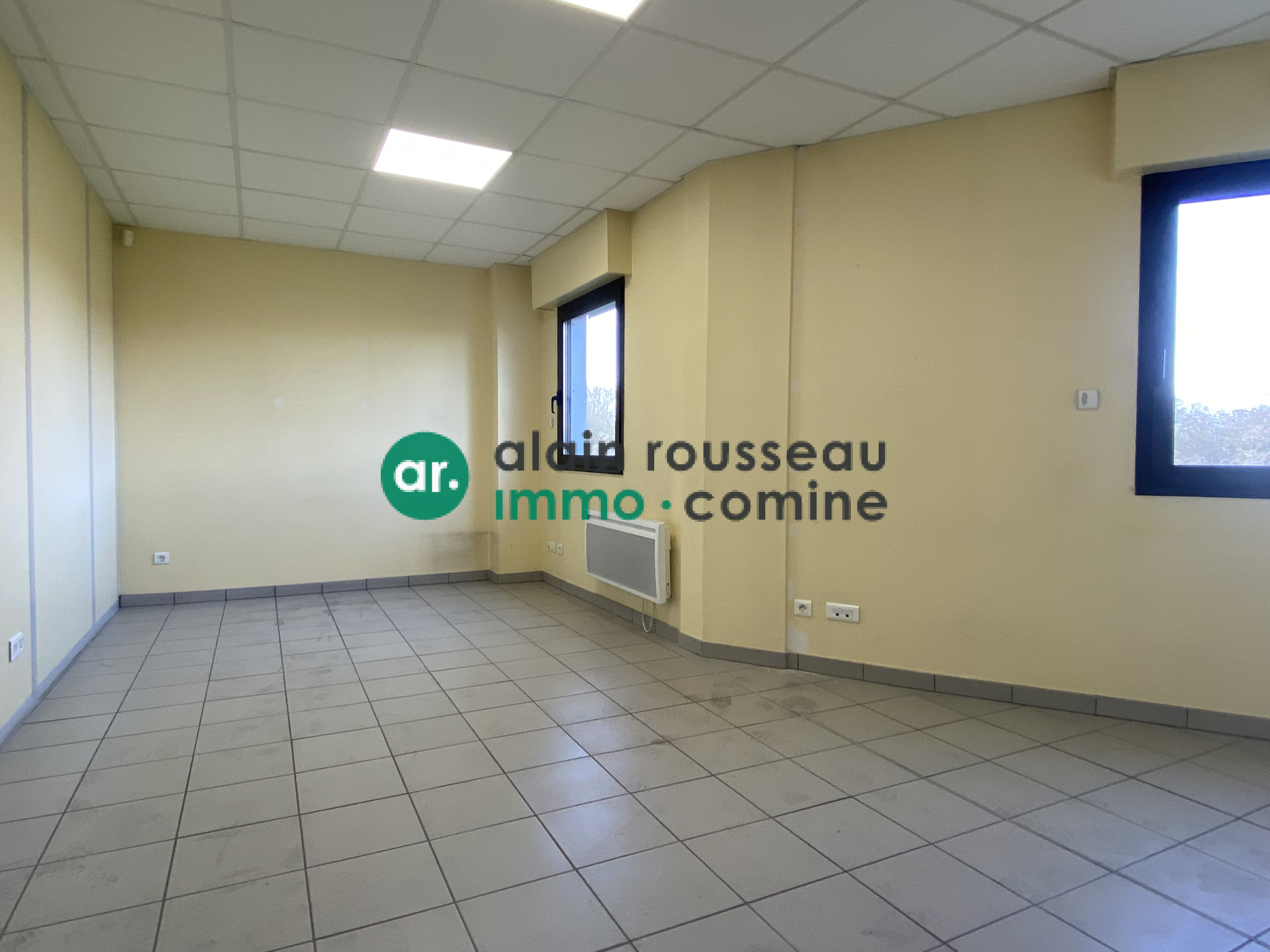 Local D’activité 705m² – Les garennes sur loire