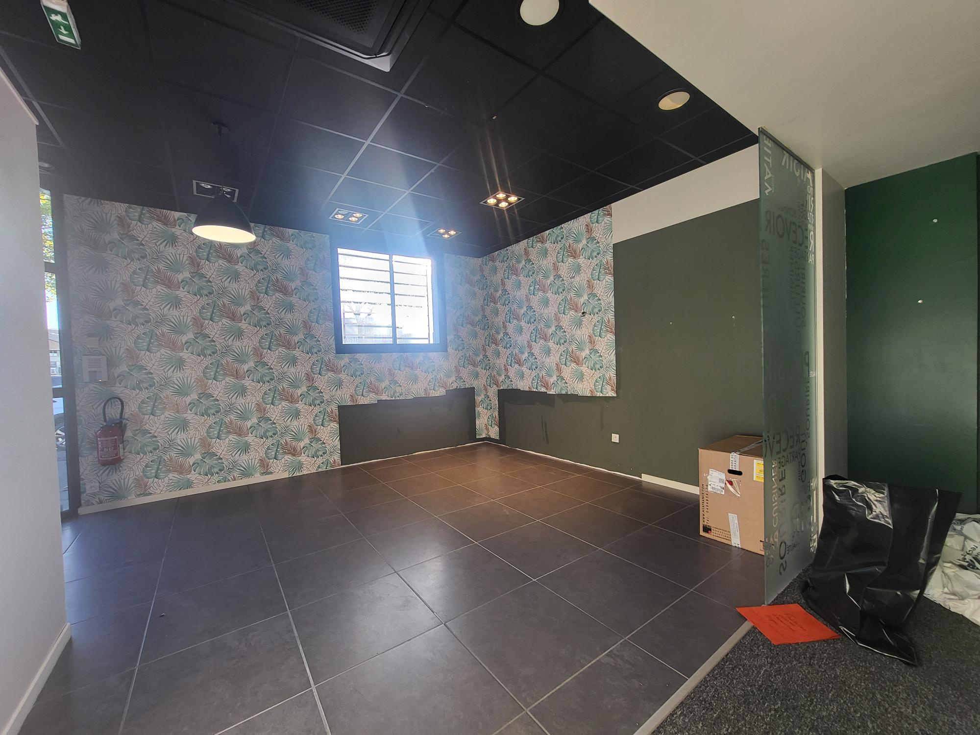 Local Commercial 200m² –