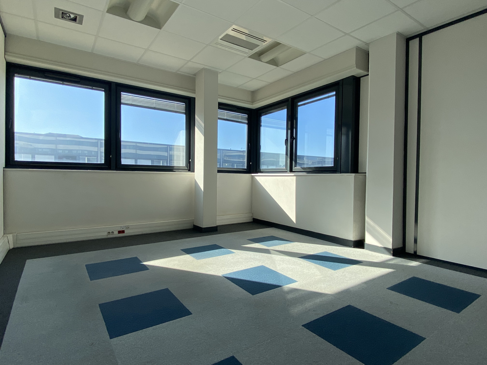 Bureaux 936m² – Angers