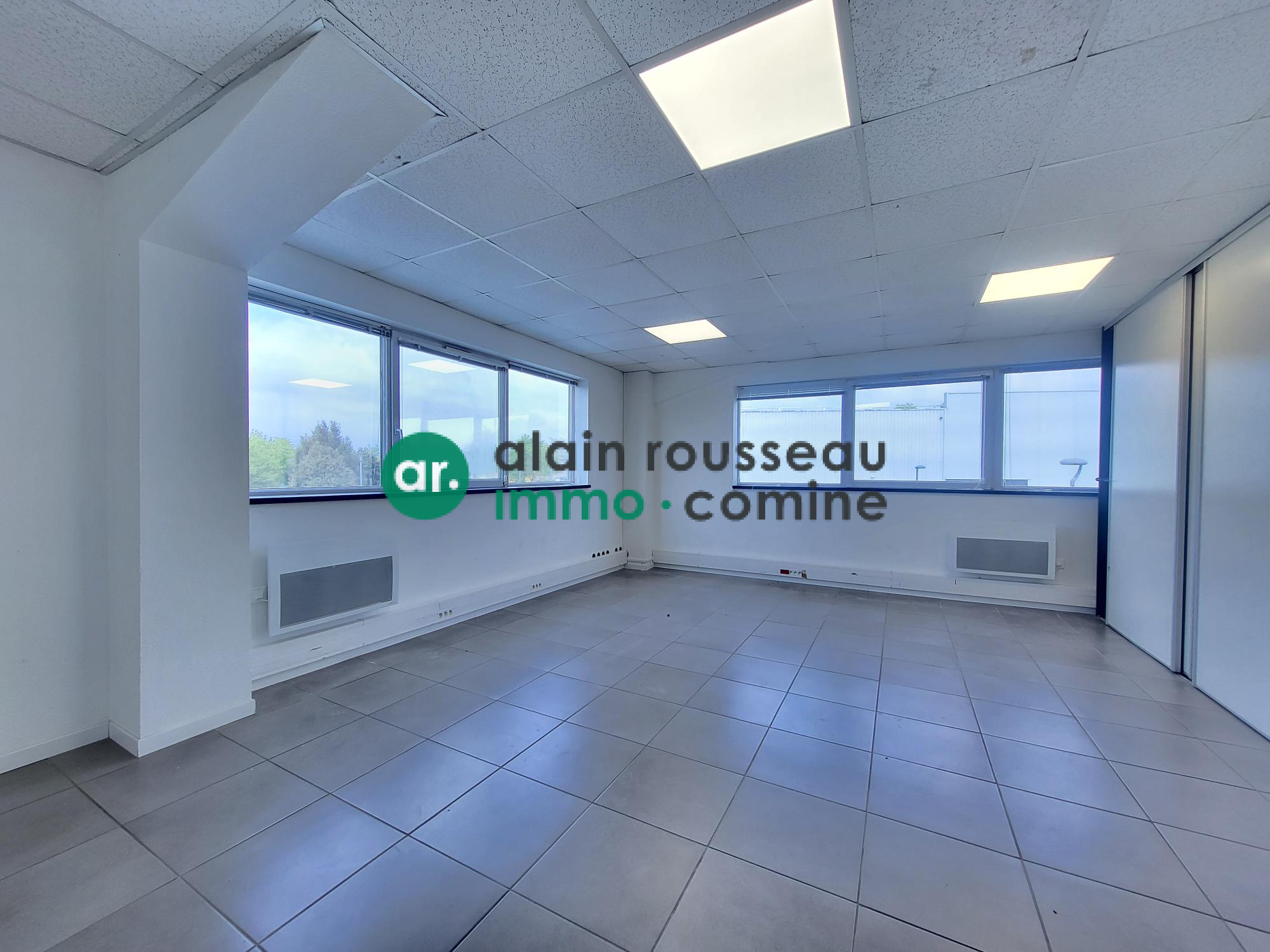 Bureaux 220m² – Beaucouze