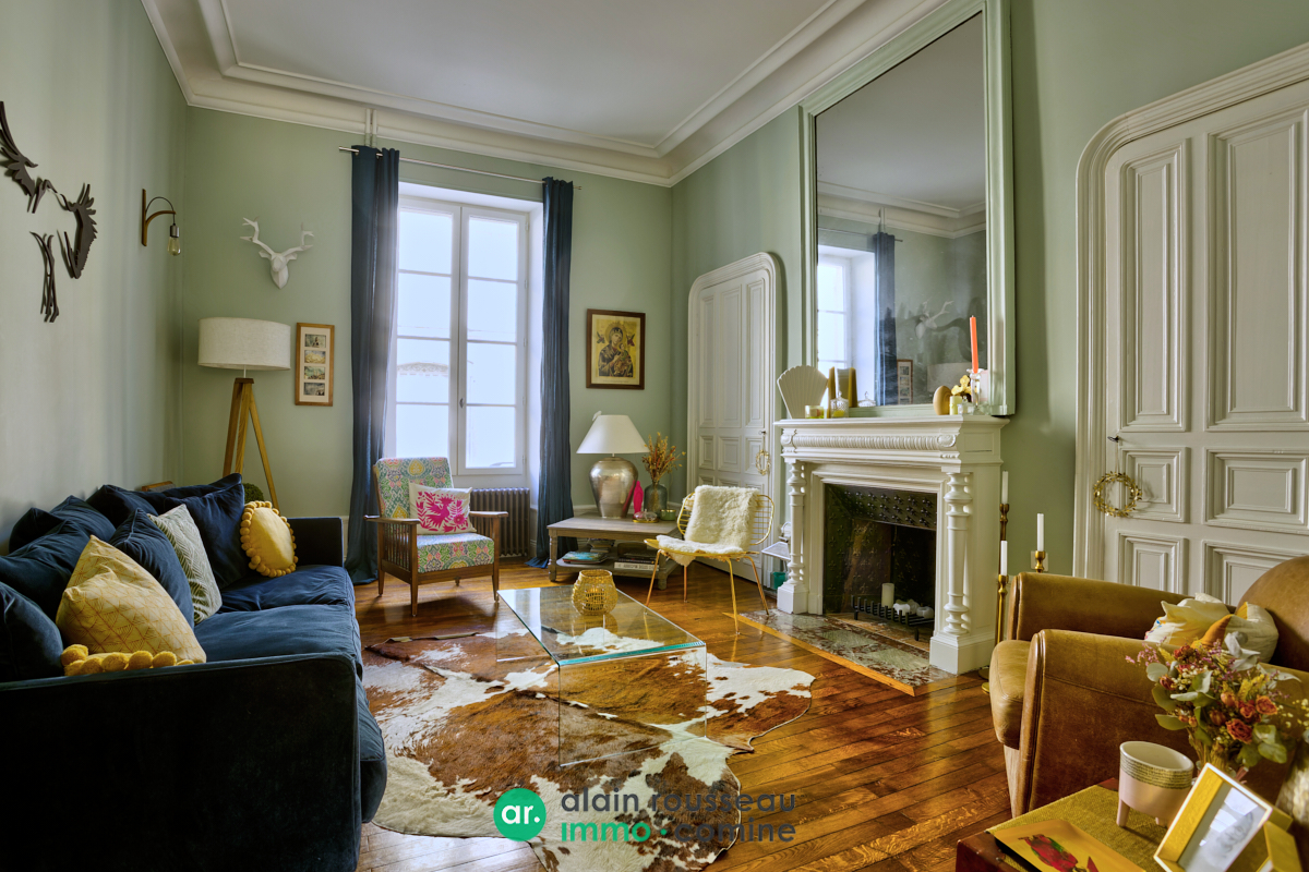 Maison 250m² – 
ANGERS