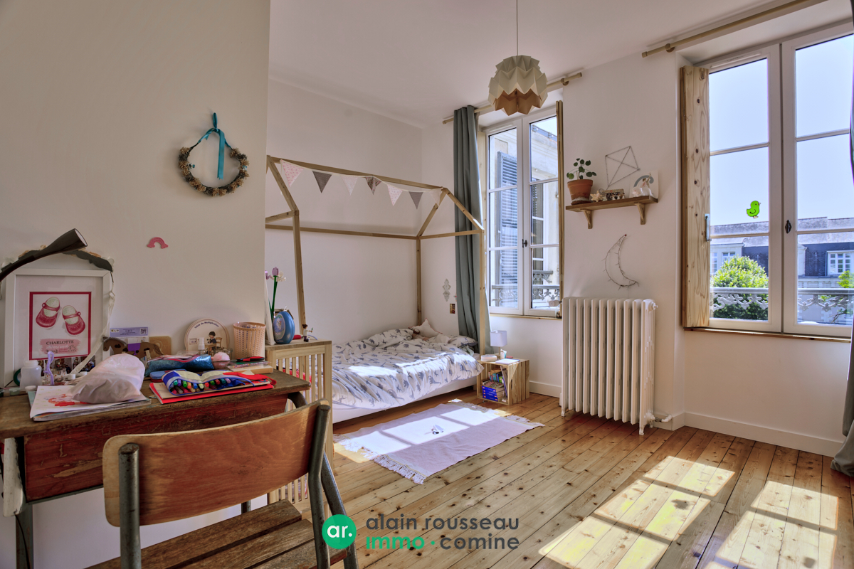 Maison 250m² – 
ANGERS