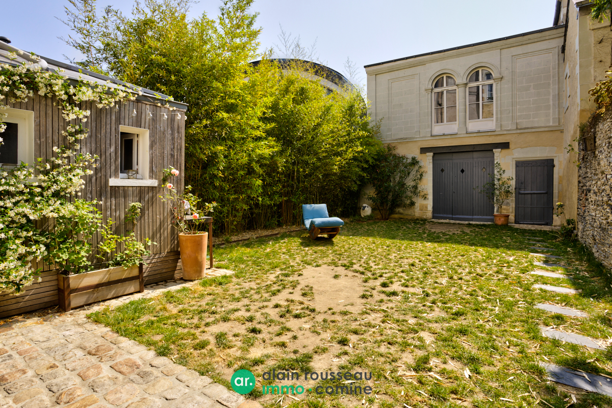 Maison 250m² – 
ANGERS