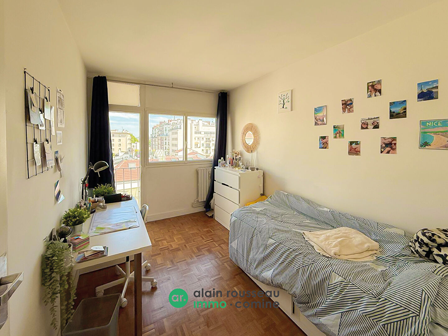 Appartement 58.23m² – 
Paris
