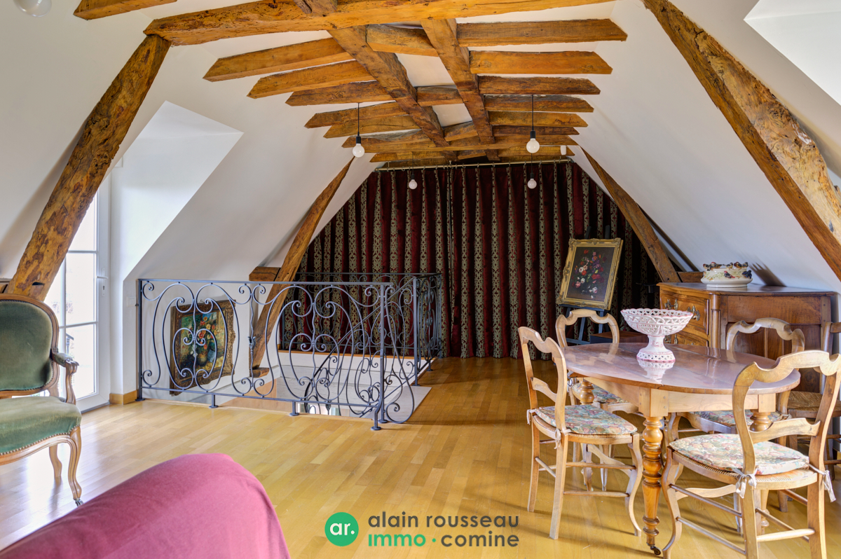 Maison 208m² – 
BRAIN SUR L AUTHION