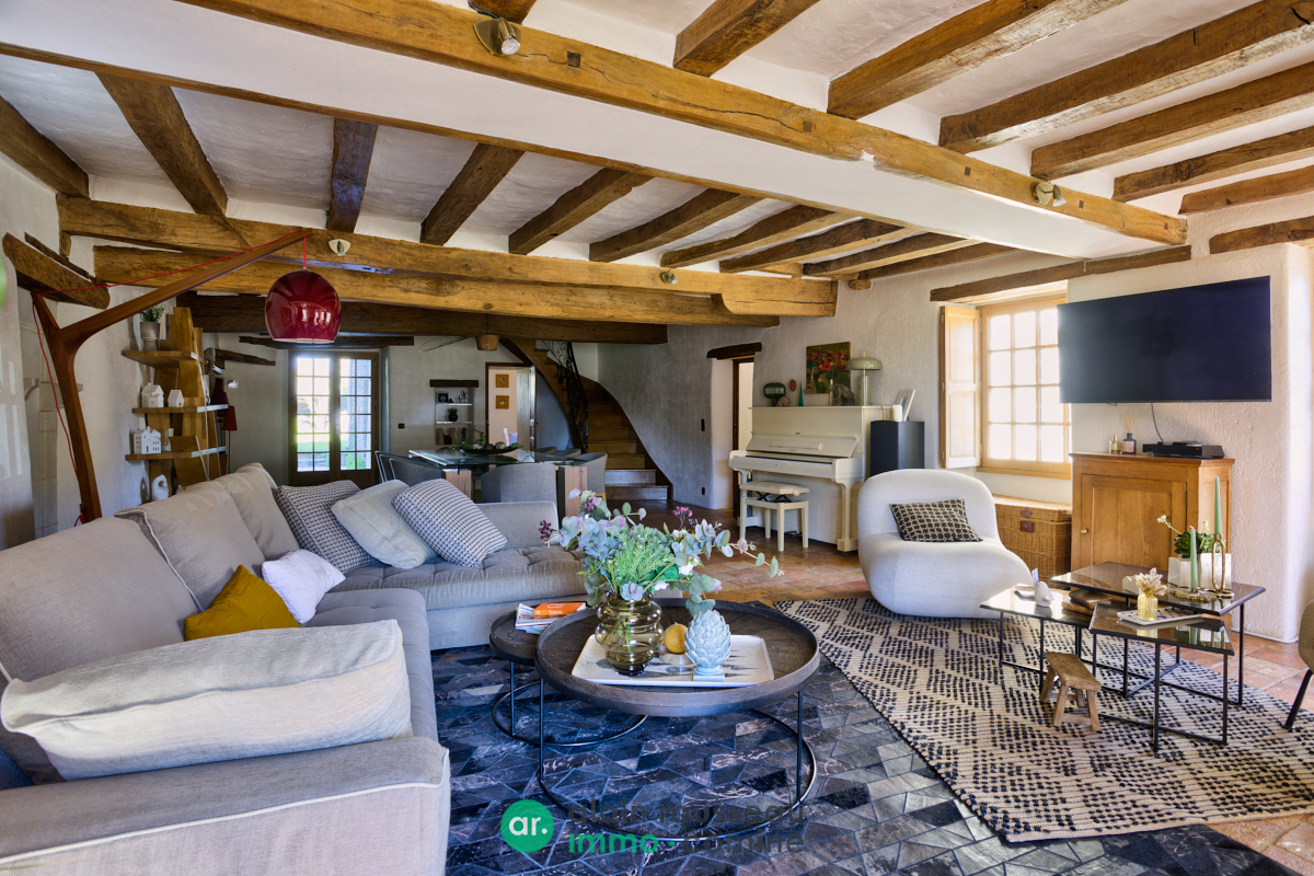 Maison 233m² – 
LA MEMBROLLE SUR LONGUENEE