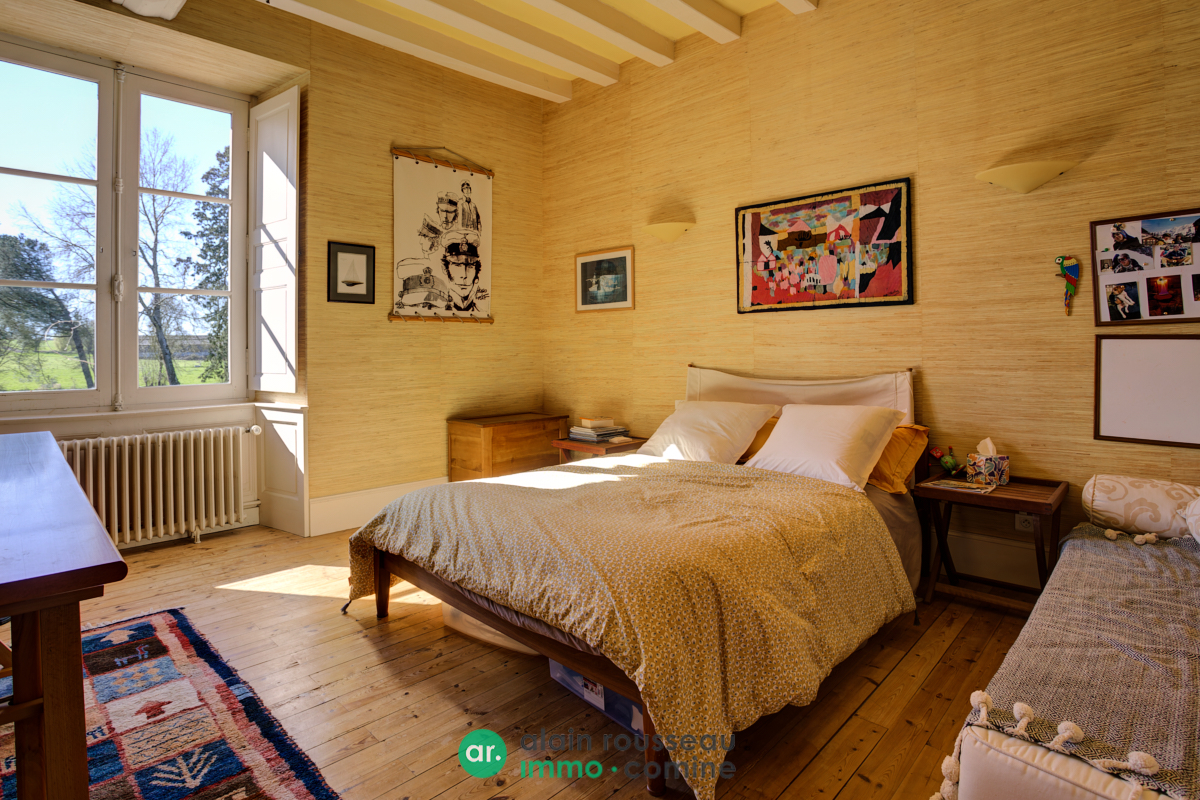 Maison 526m² –
Segré Maison 526m² –
Segré