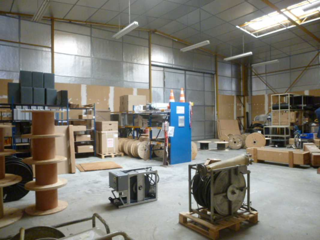 Local D&rsquo;activité 440m² – Durtal