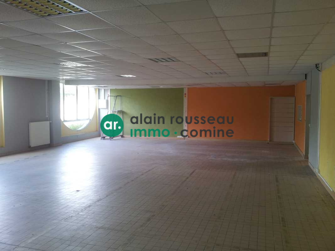 Local D’activité 5700m² – Cholet