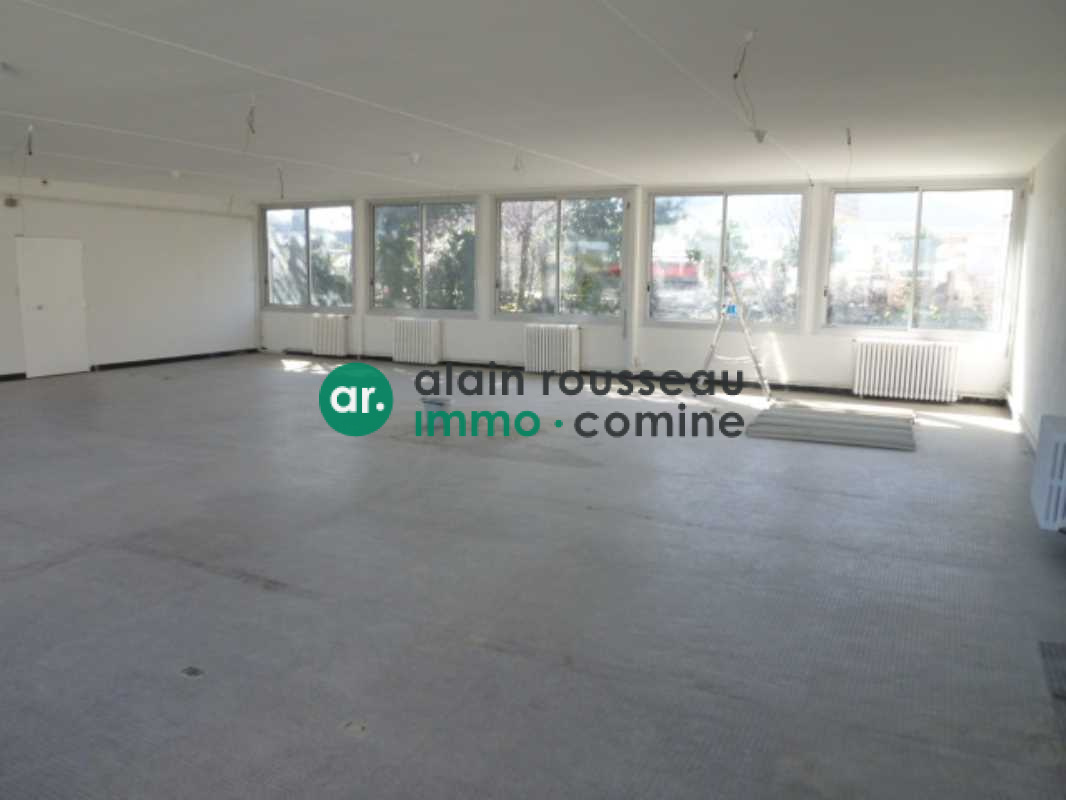 Bureaux 141m² – Ecouflant