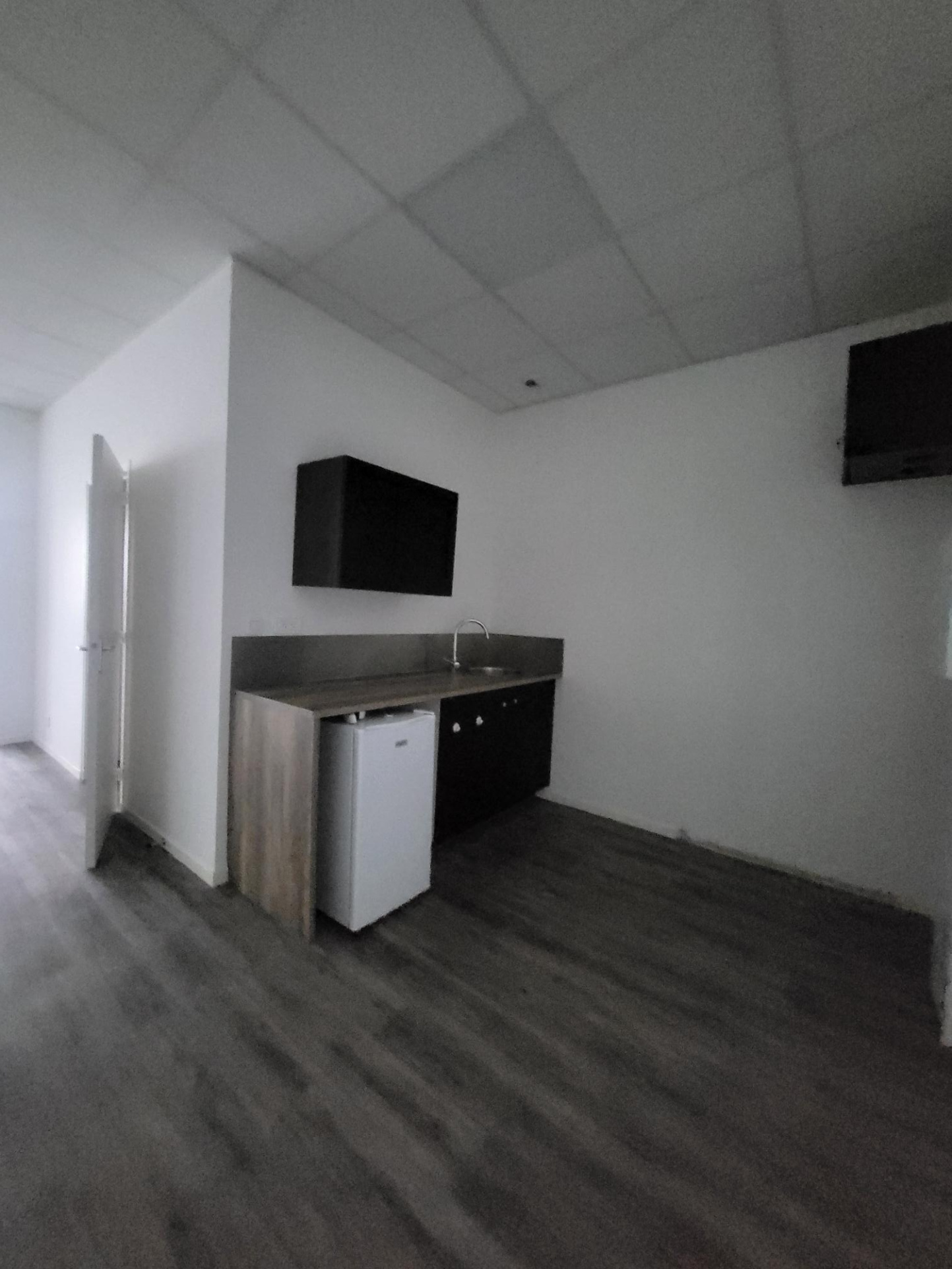 Bureaux 95m² – Ecouflant