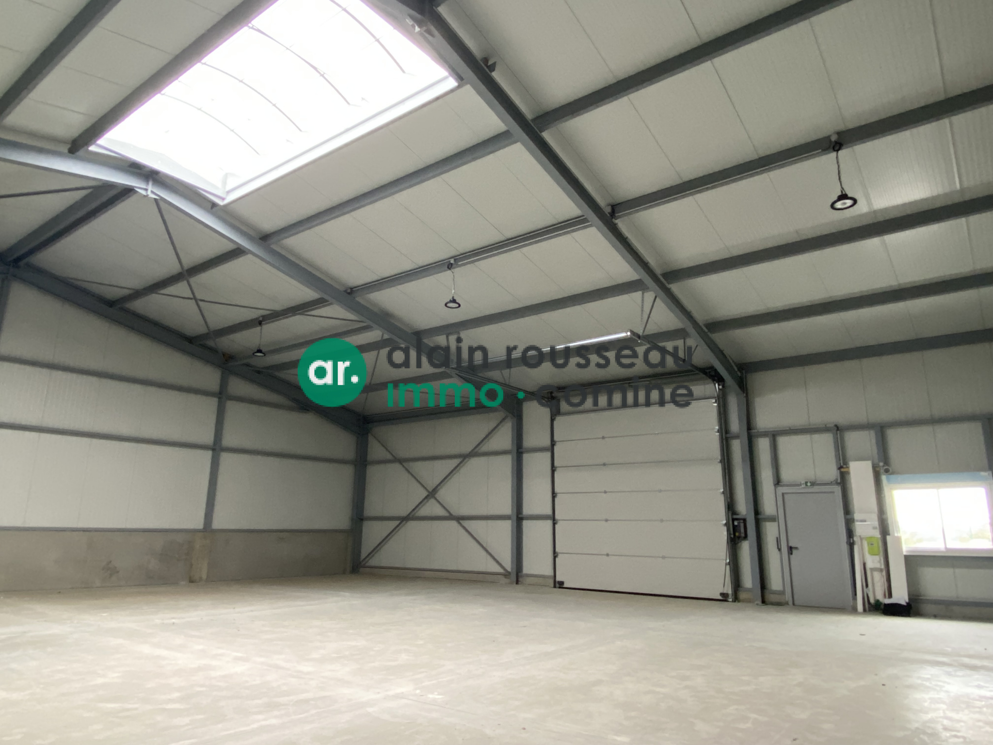 Local D’activité 350m² – St lambert la potherie