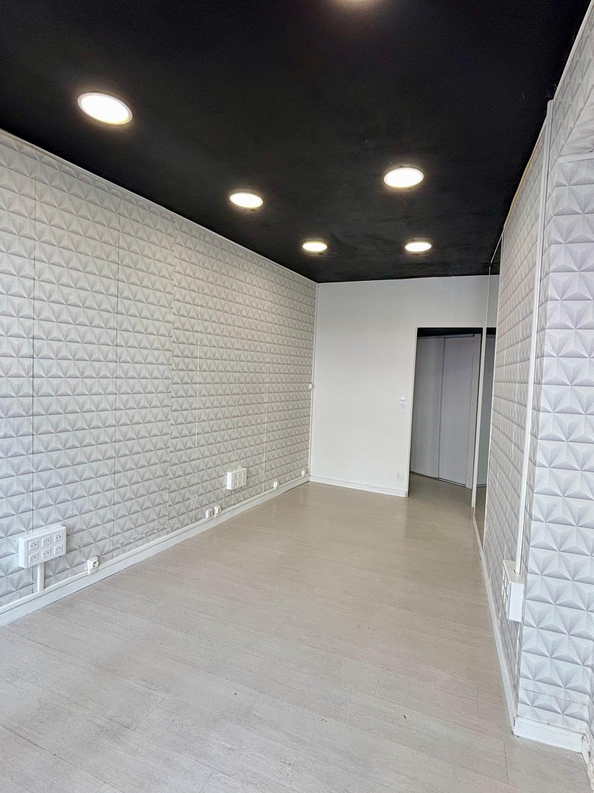 Local Commercial 20m² – Angers