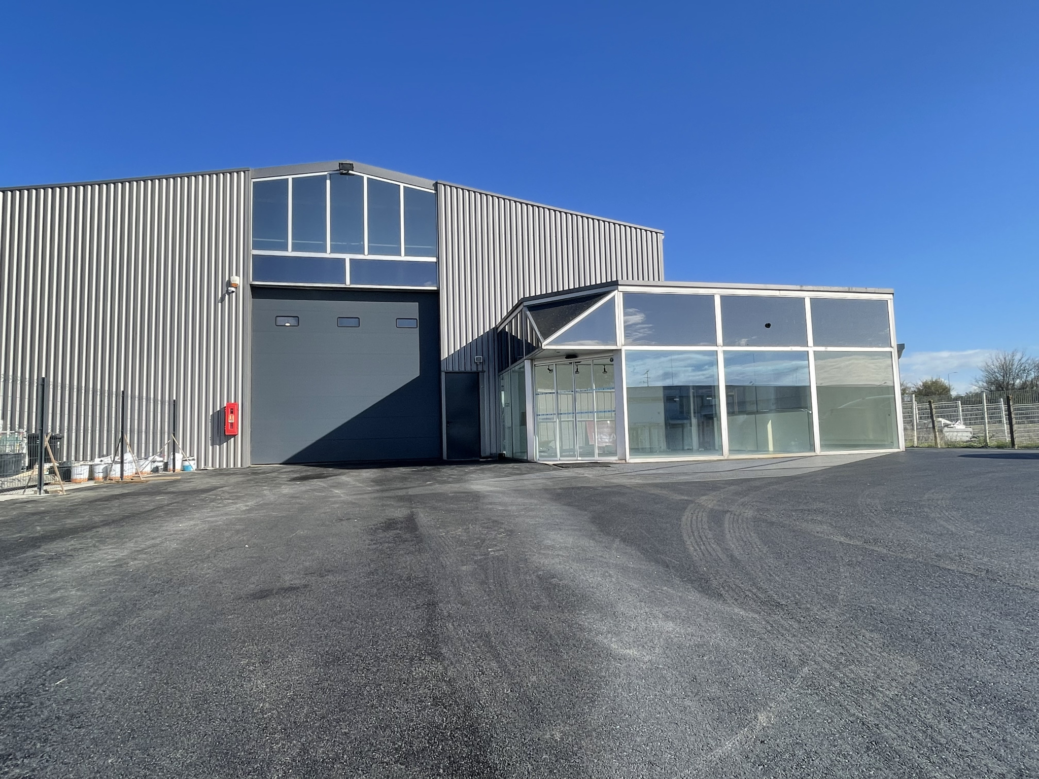Local D&rsquo;activité 1050m² – St barthelemy d anjou