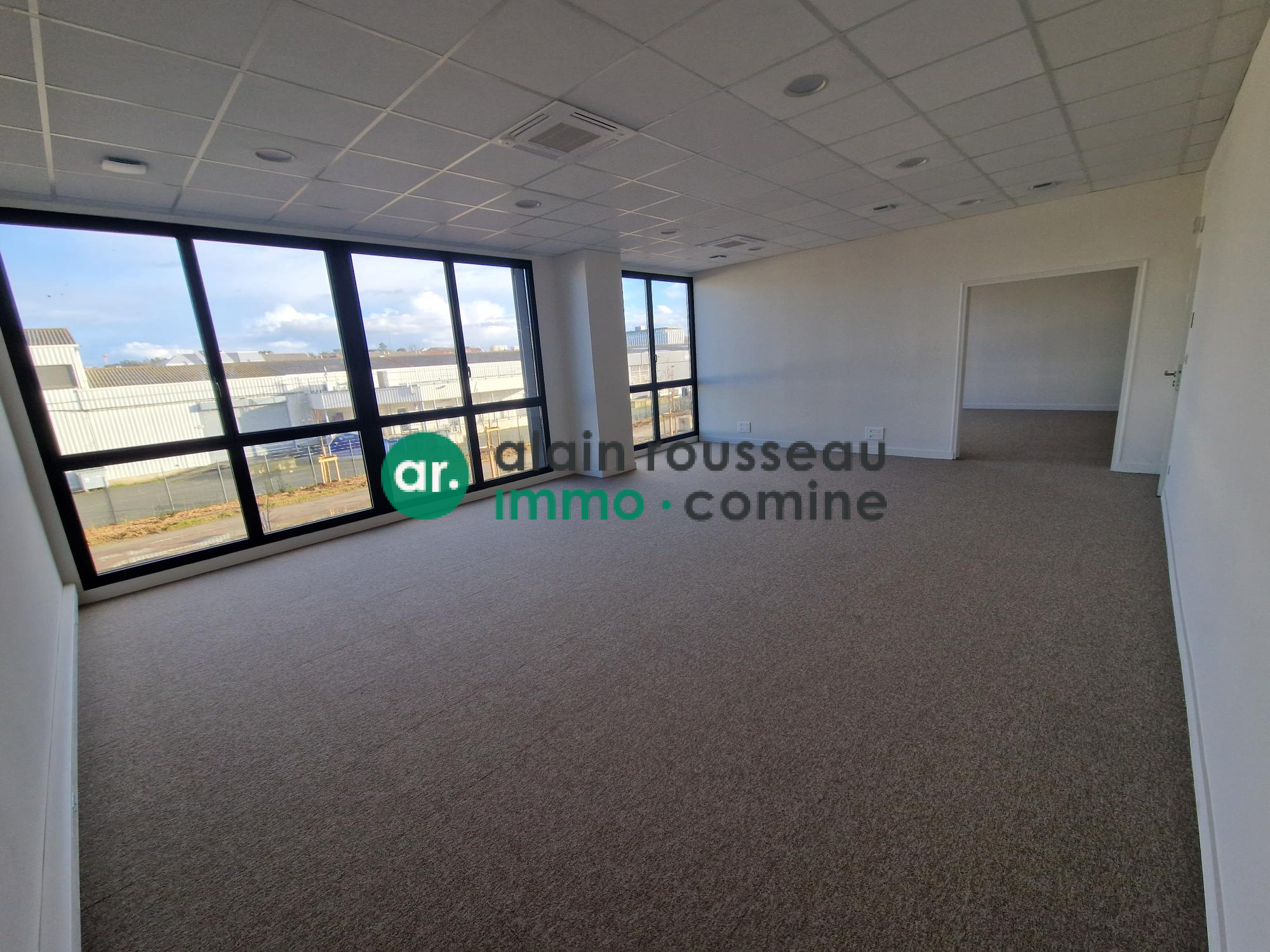 Local Commercial 43.4m² – Angers