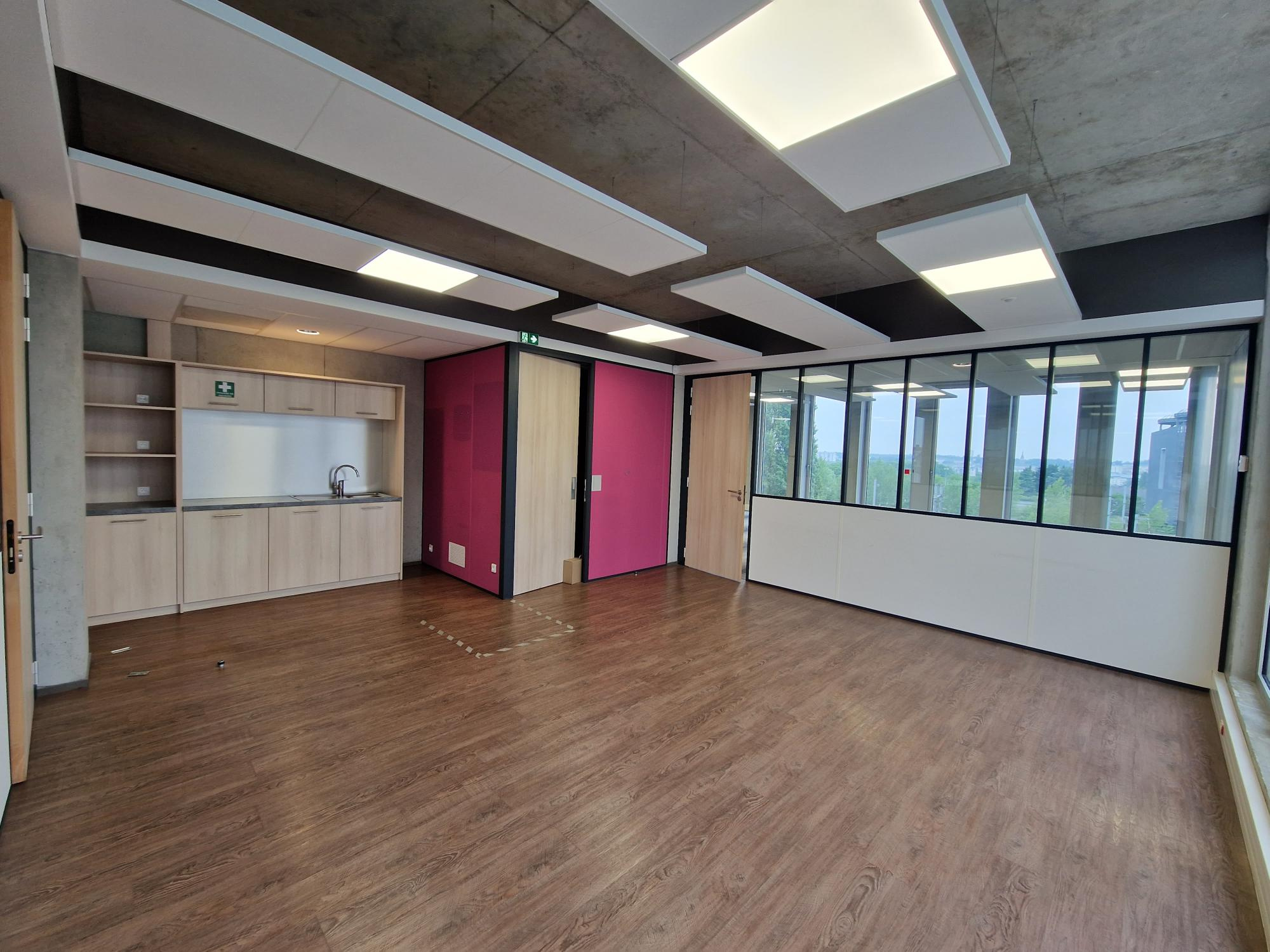 Bureaux 594.7m² – Angers