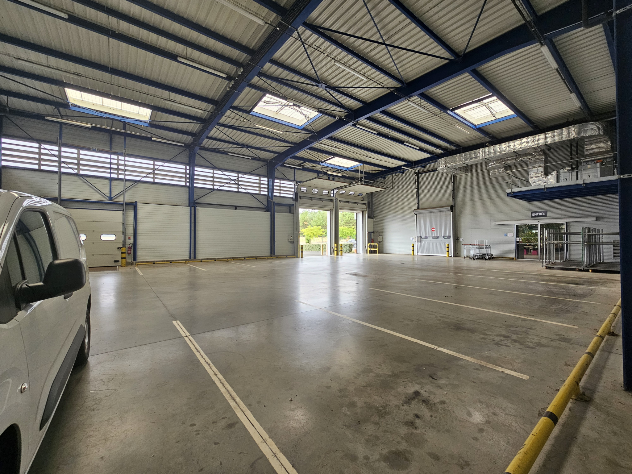 Local D’activité 6630m² – Angers Local D’activité 6630m² – Angers