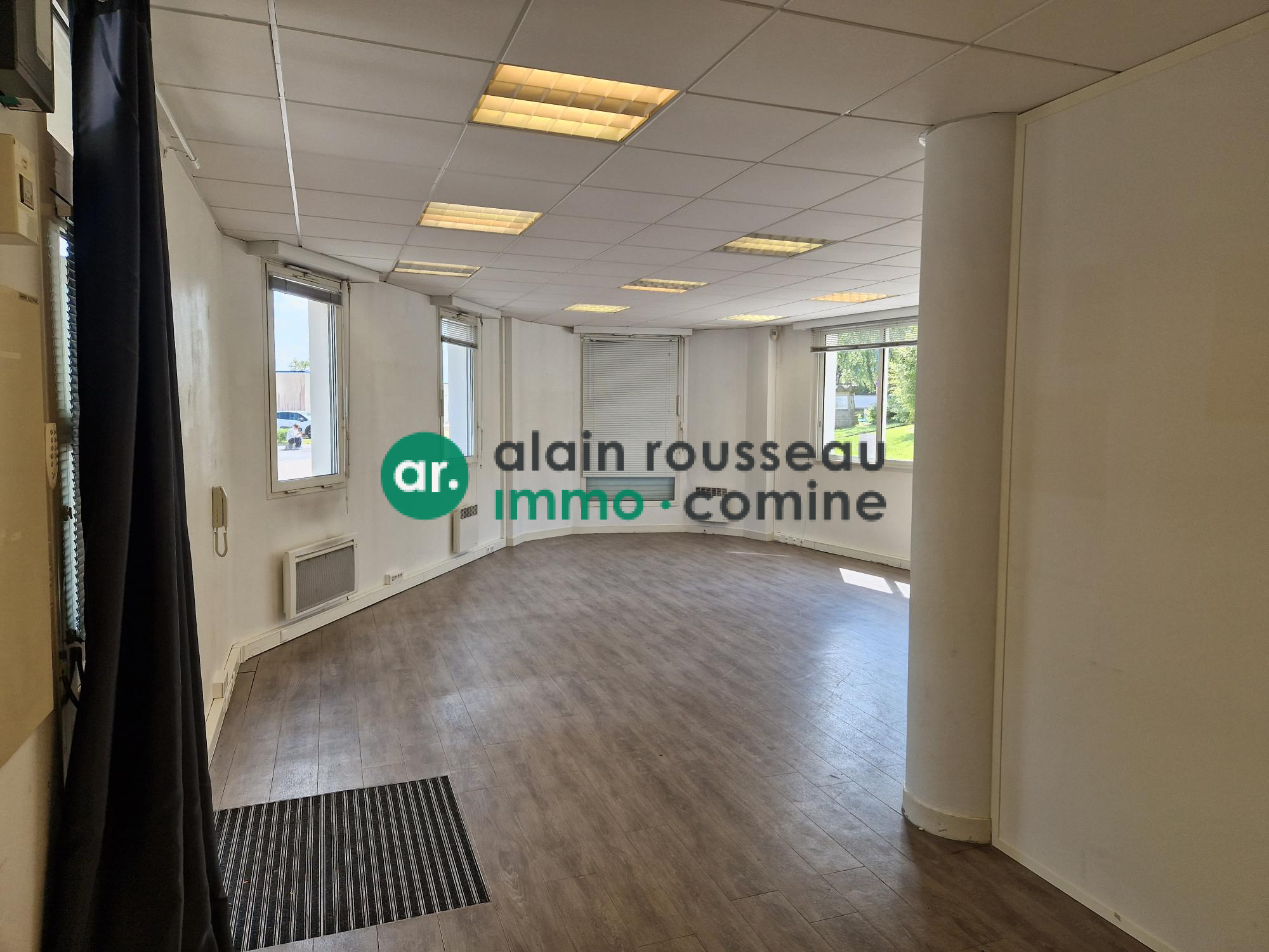 Local Commercial 88m² – Cholet