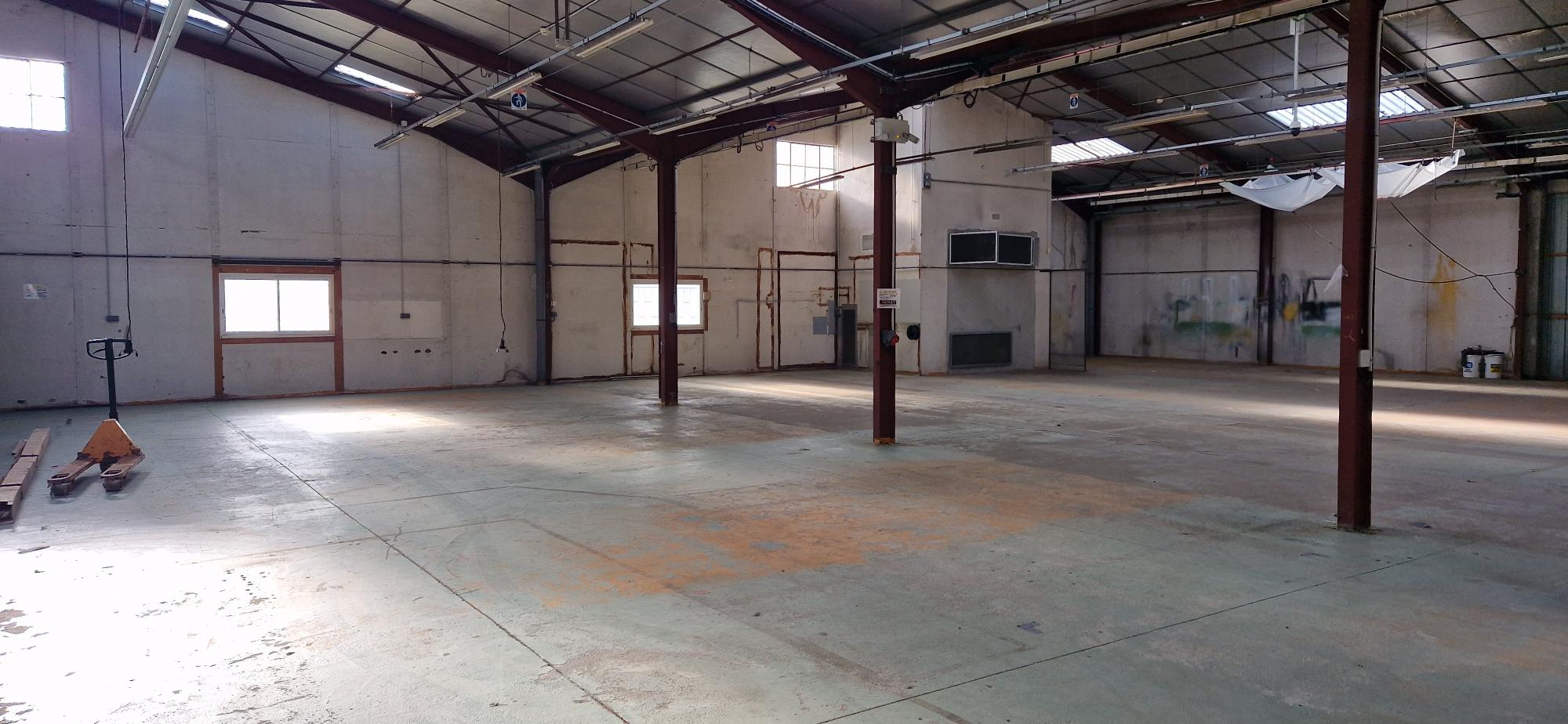 Local D’activité 1373m² – Cholet Local D’activité 1373m² – Cholet