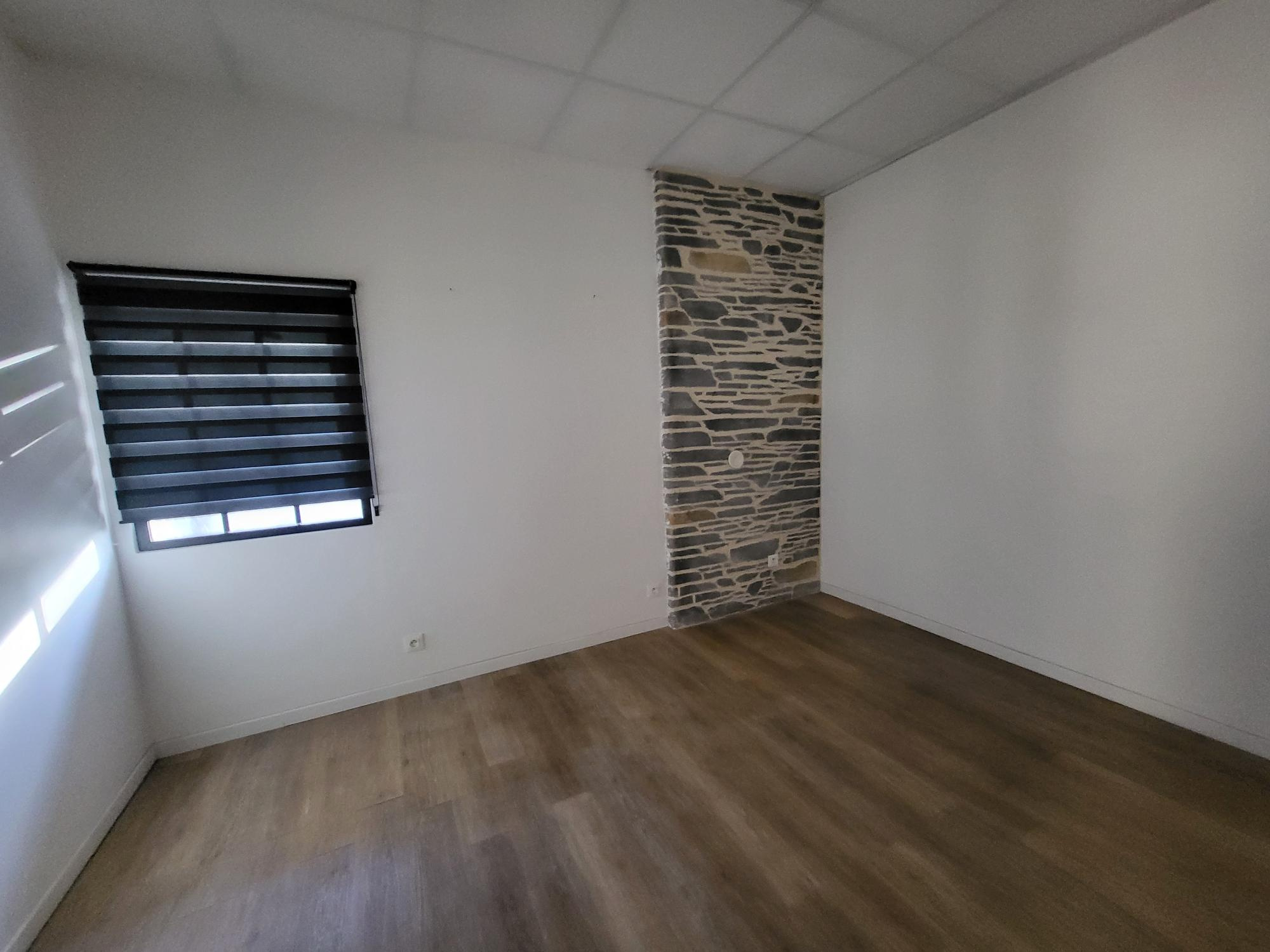 Local D&rsquo;activité 730m² – Loire authion