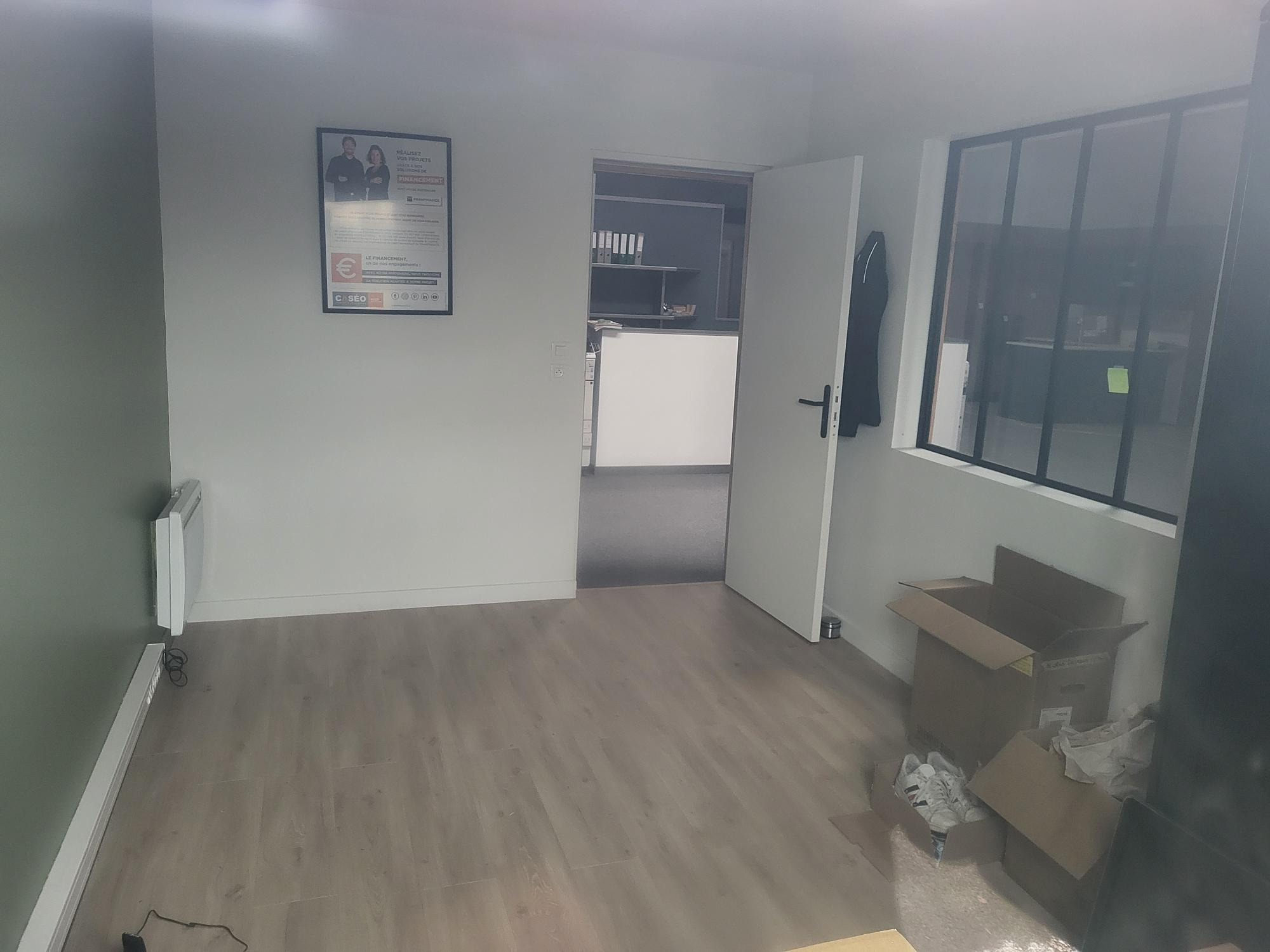 Local Commercial 1500m² – St barthelemy d anjou Local Commercial 1500m² – St barthelemy d anjou