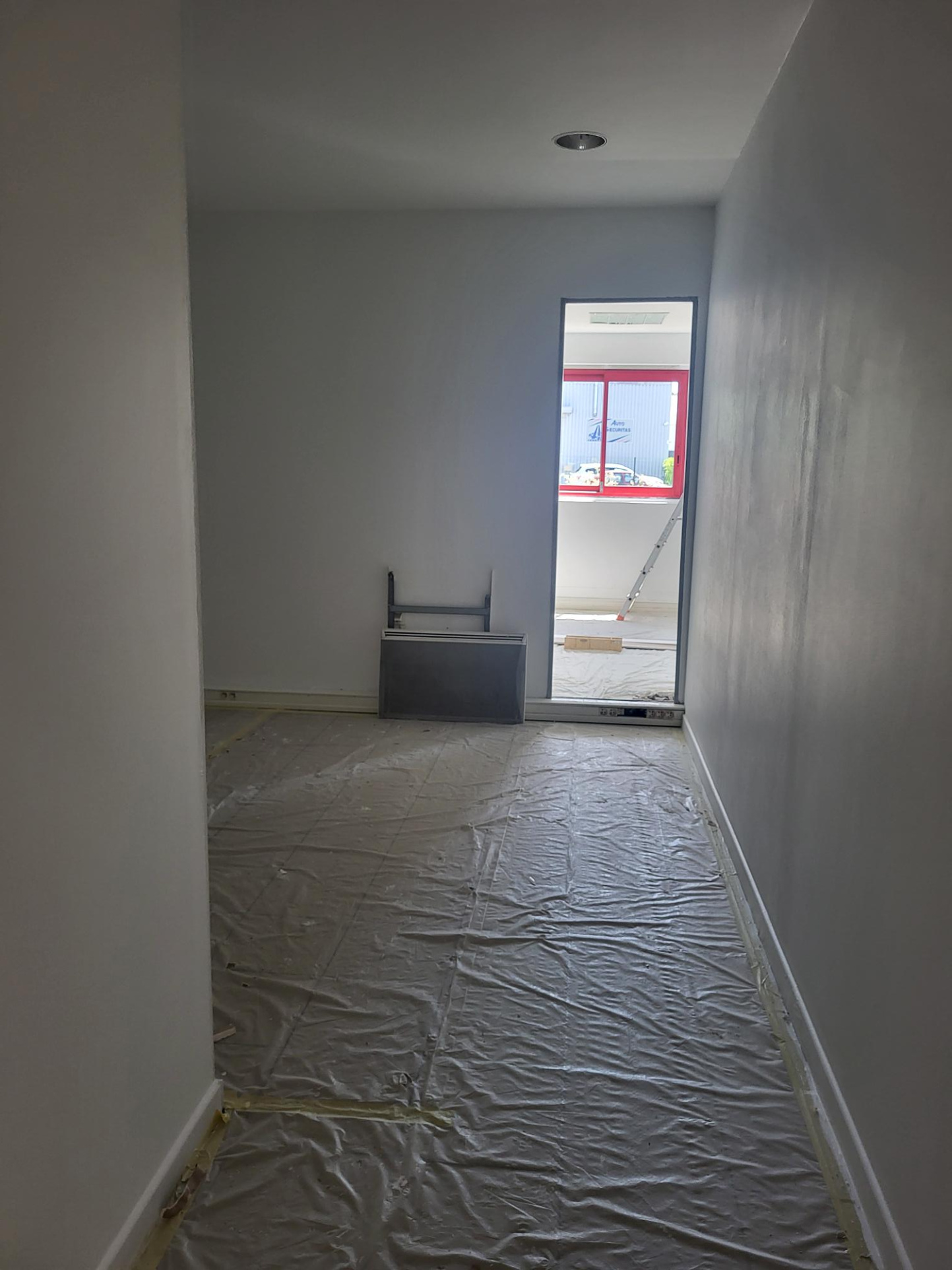 Local D&rsquo;activité 178m² – Les ponts de ce