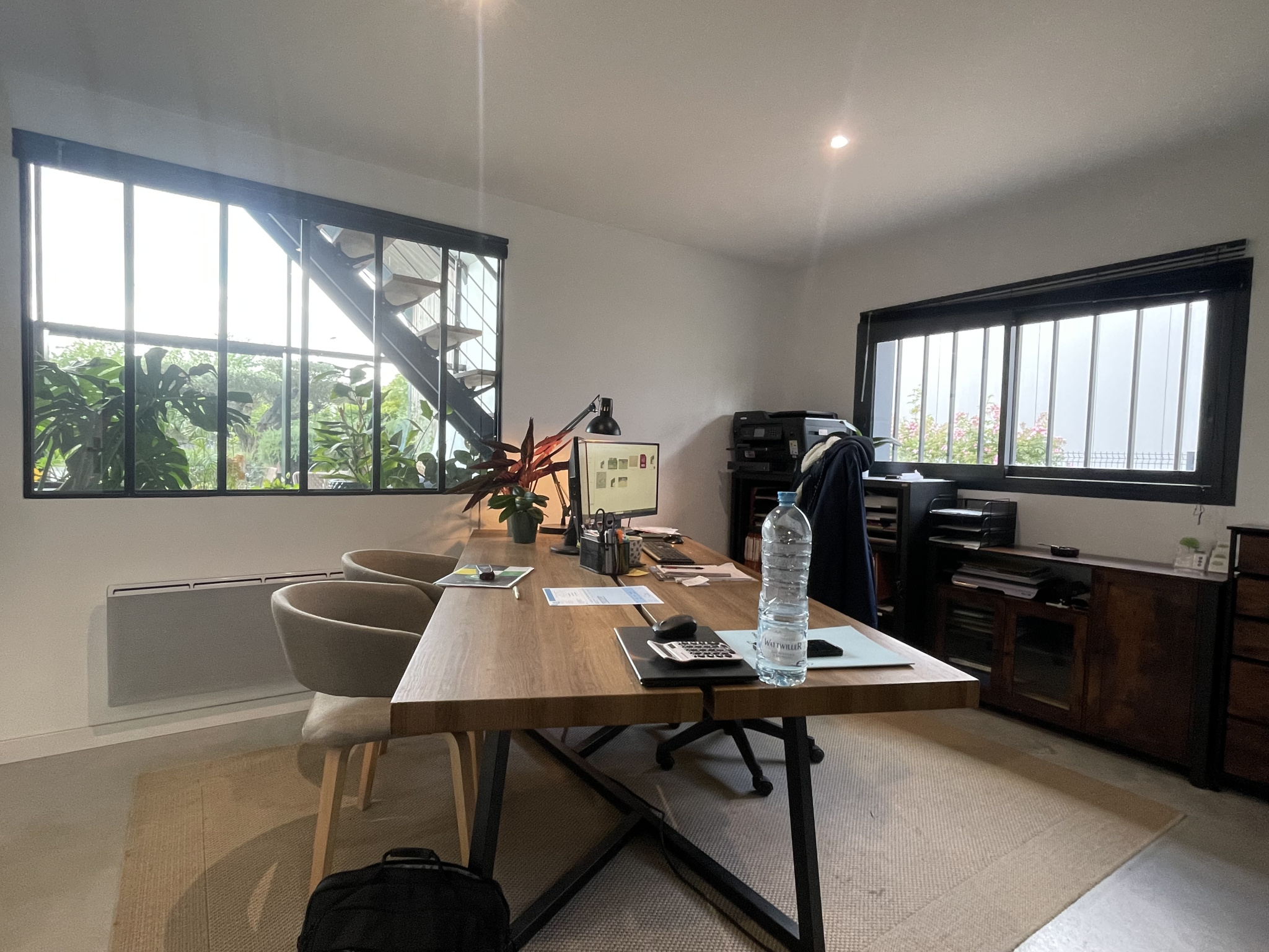 Local D’activité 311m² – Les ponts de ce Local D’activité 311m² – Les ponts de ce