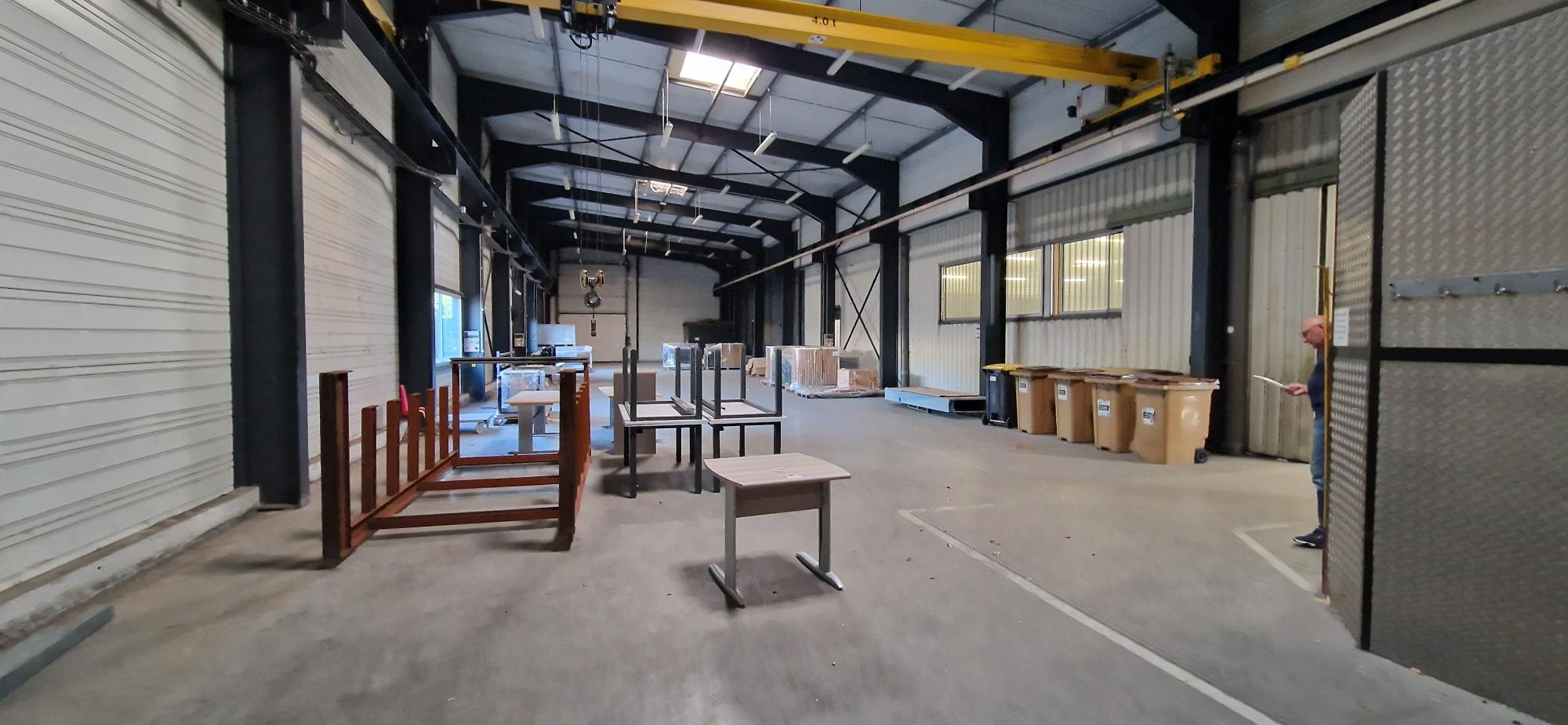 Local D&rsquo;activité 3300m² – St christophe du bois