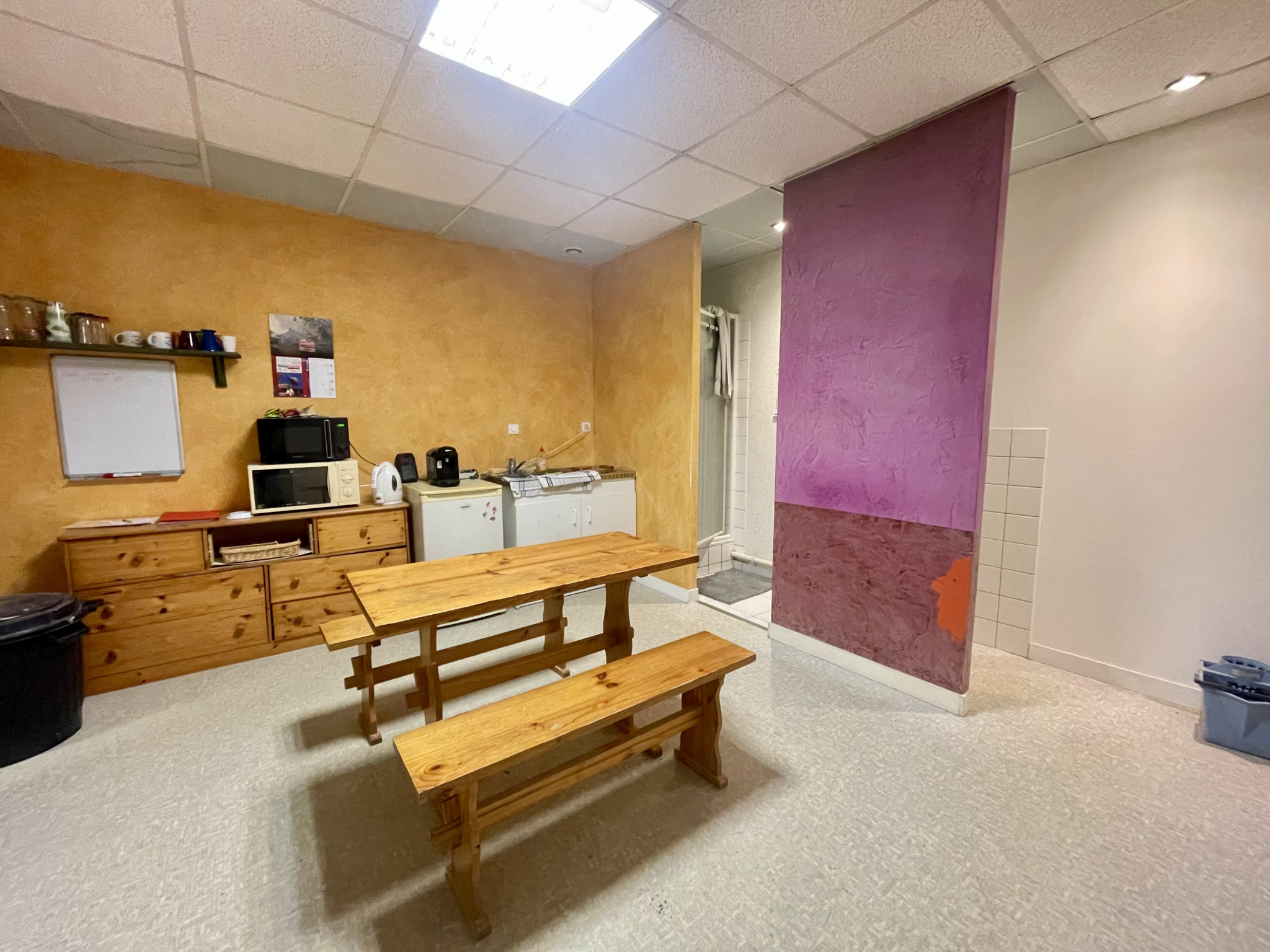 Local D’activité 200m² – Verrieres-en-anjou Local D’activité 200m² – Verrieres-en-anjou