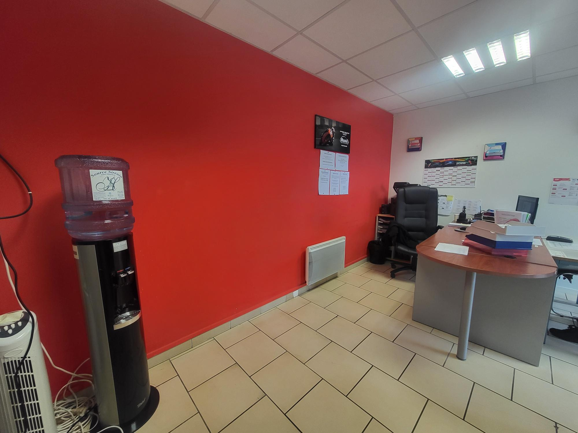Bureaux 56m² – Montreuil juigne Bureaux 56m² – Montreuil juigne