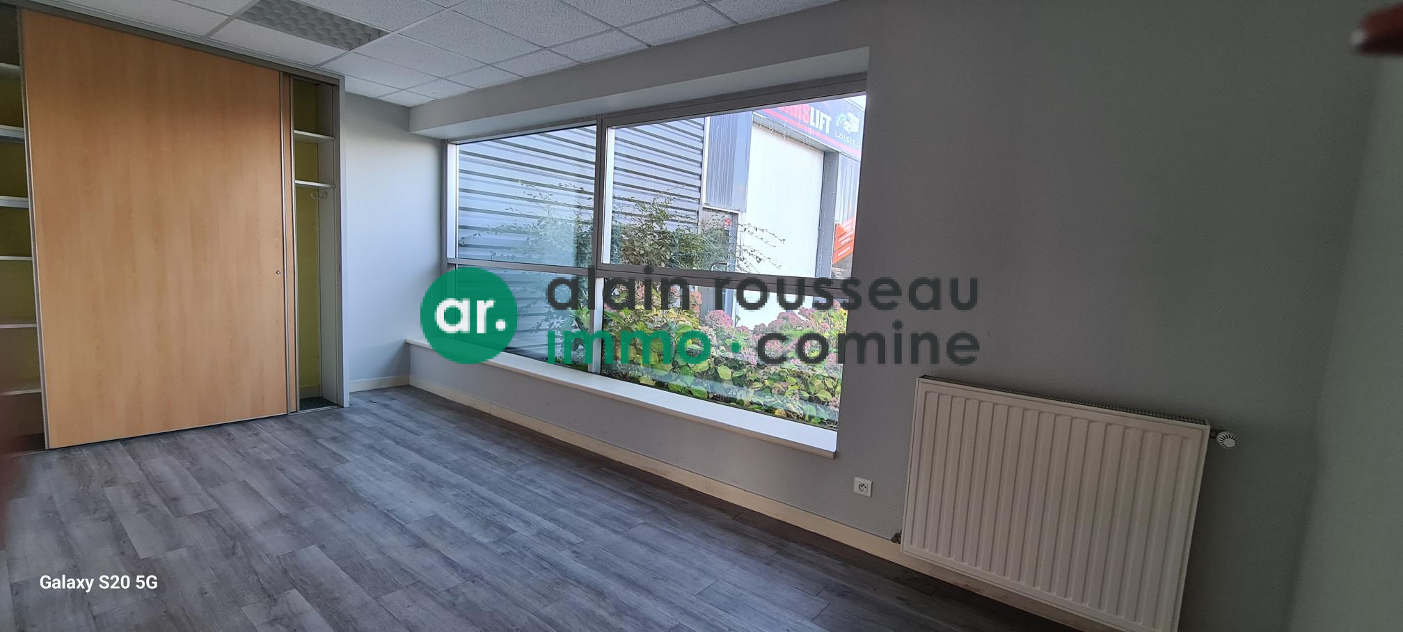 Local D’activité 800m² – Soulaines sur aubance