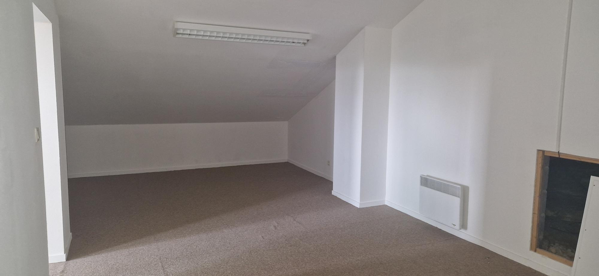 Local Commercial 150m² – La tessoualle