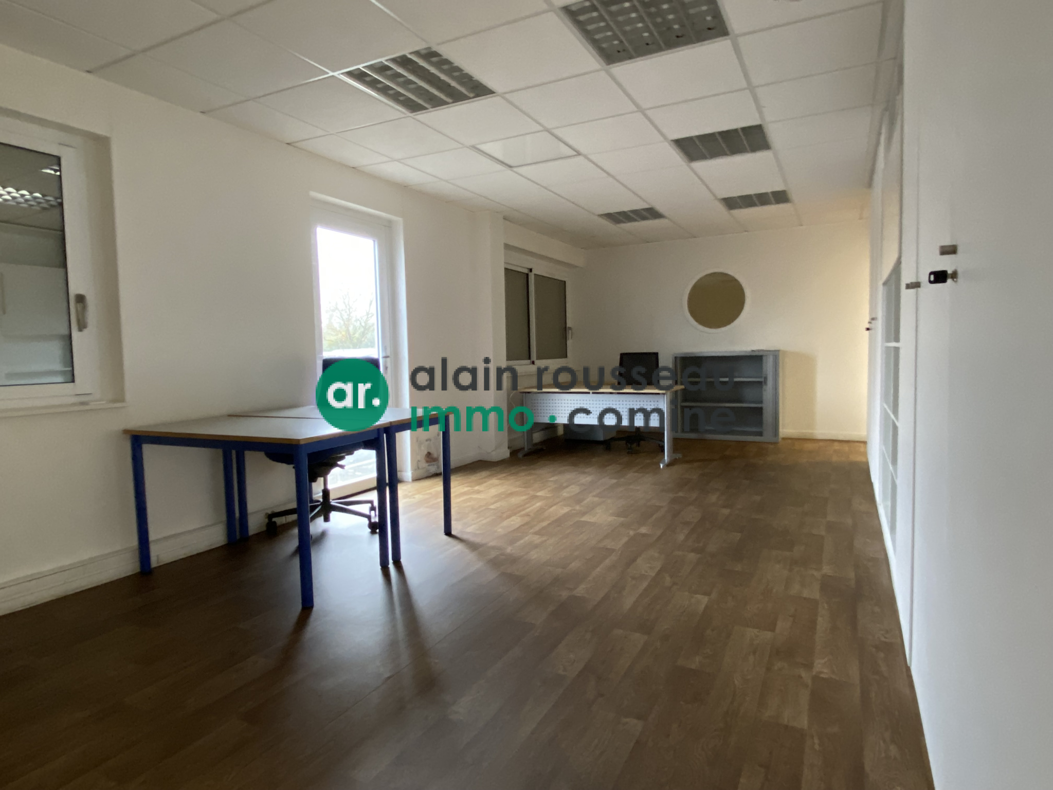 Bureaux 233m² – Verrieres-en-anjou