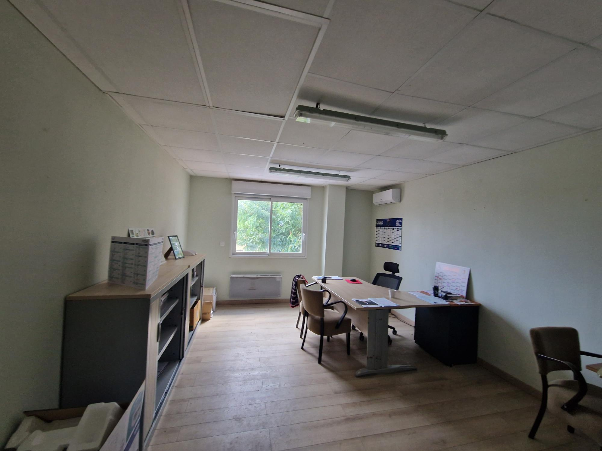 Local D&rsquo;activité 280m² – Loire authion