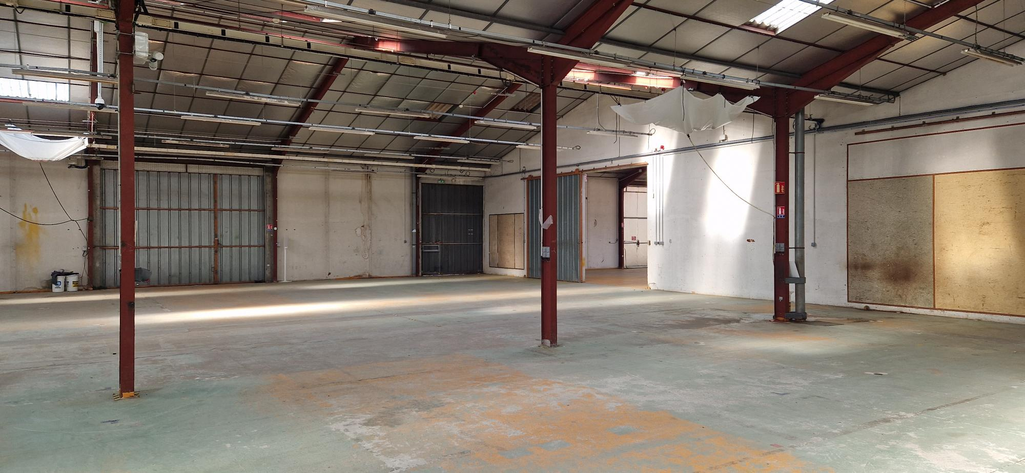 Local D&rsquo;activité 1373m² – Cholet