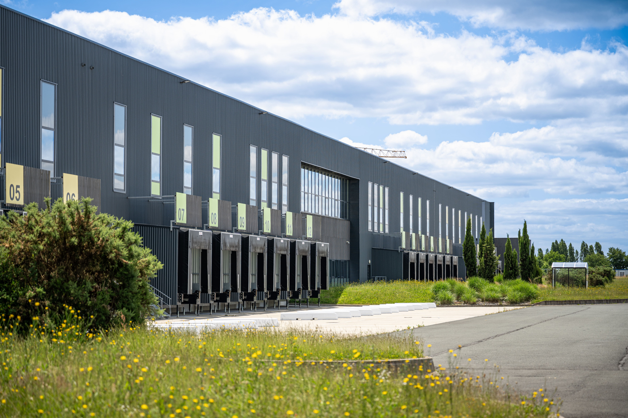 Local D&rsquo;activité 21044m² – Saint Leger de Linieres