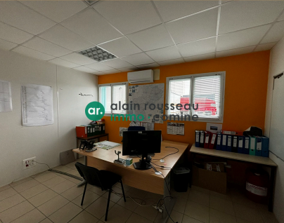 Local D’activité 560m² – St jean de linieres