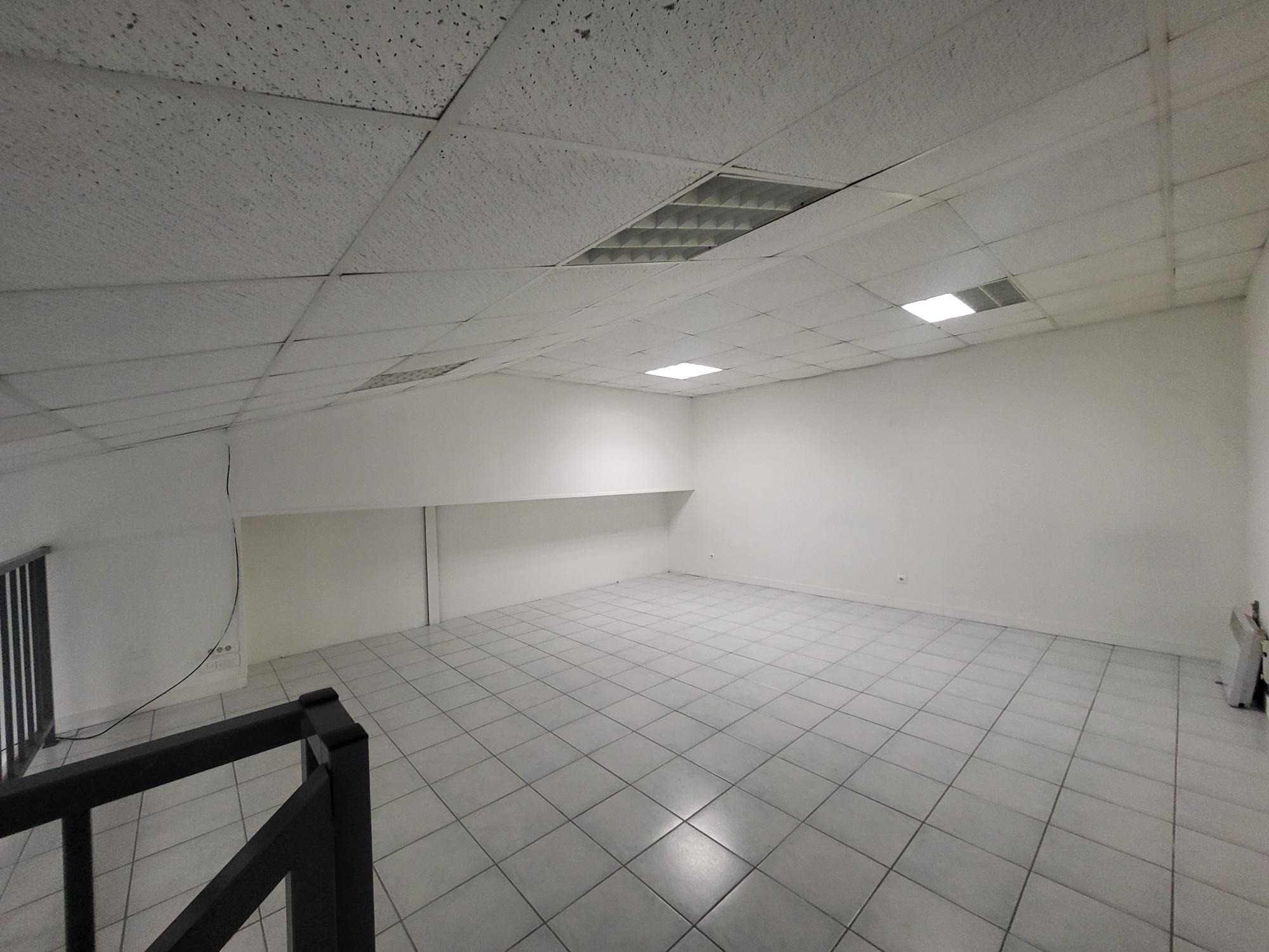 Bureaux 80m² – St barthelemy d anjou