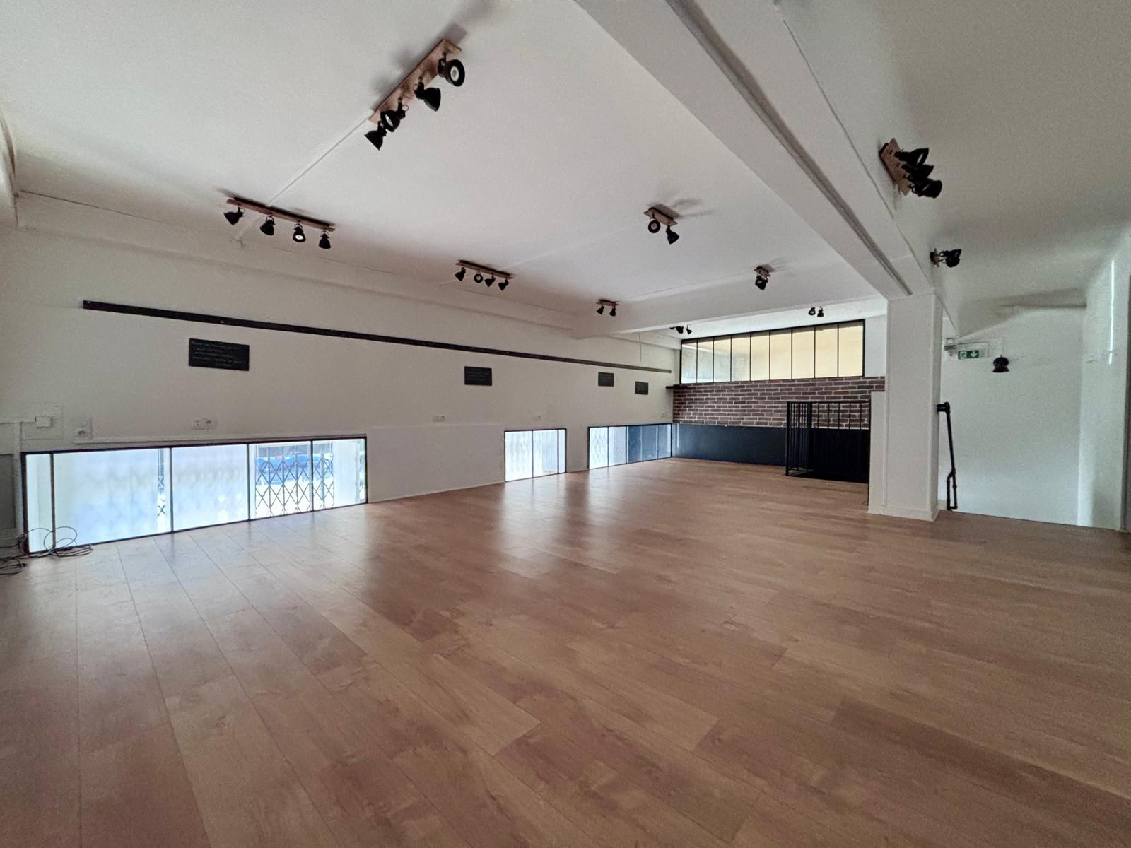 Local Commercial 105m² – Angers