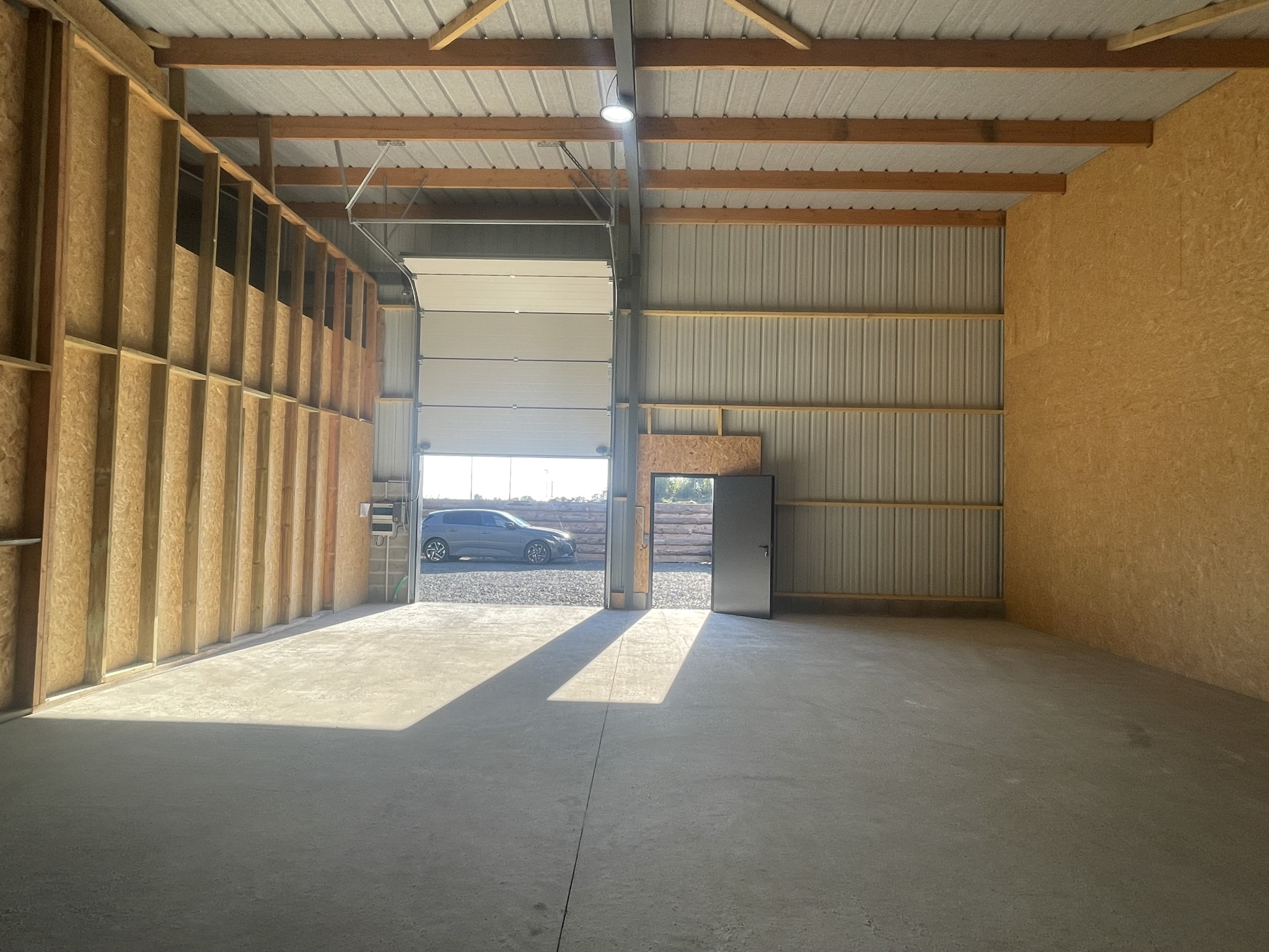 Local D&rsquo;activité 120m² – Corze