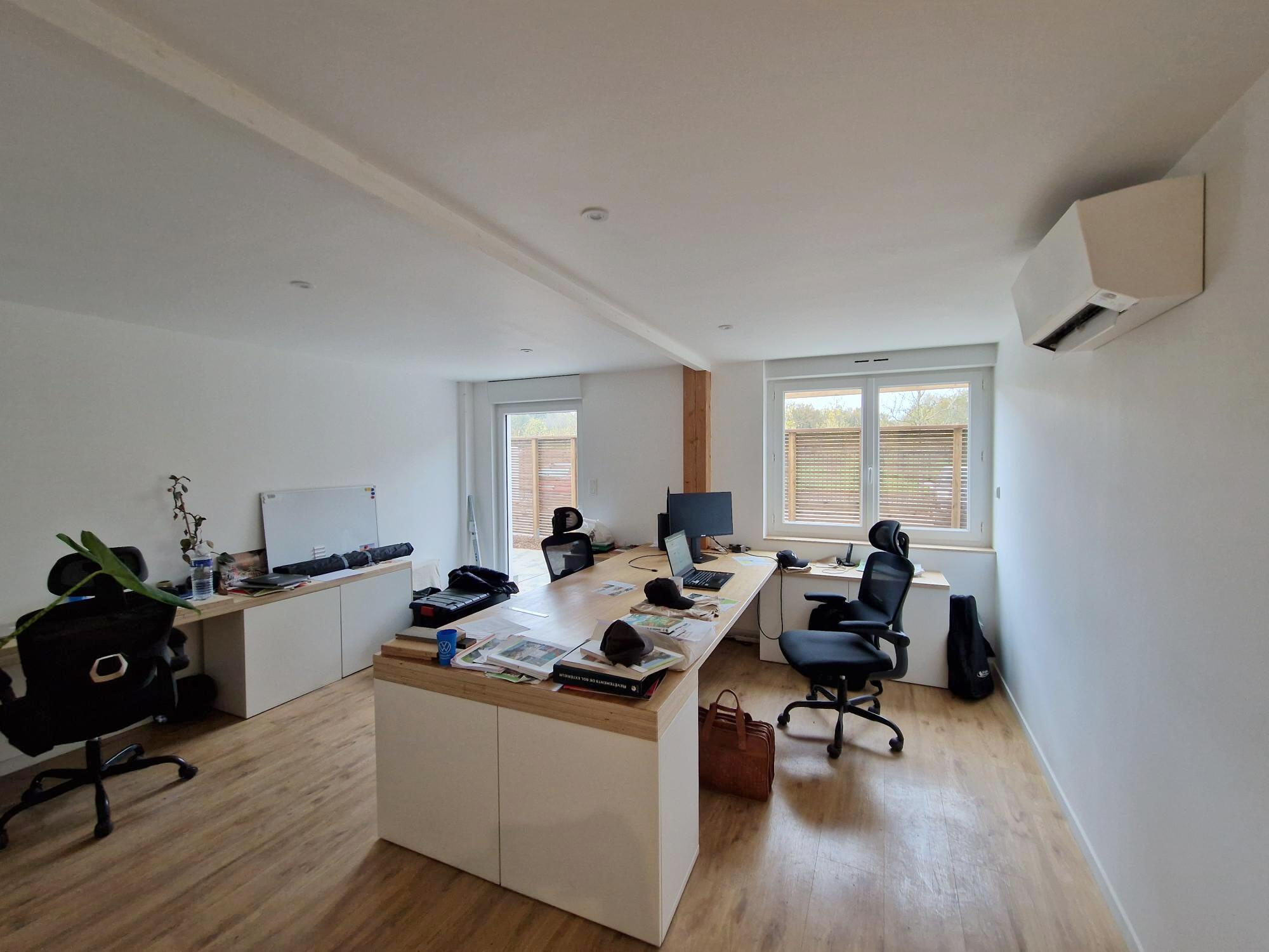 Local D&rsquo;activité 346m² – Le plessis grammoire