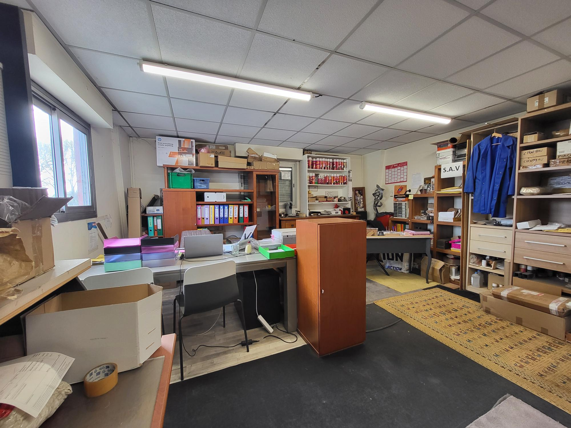 Local D’activité 600m² – Ecouflant Local D’activité 600m² – Ecouflant