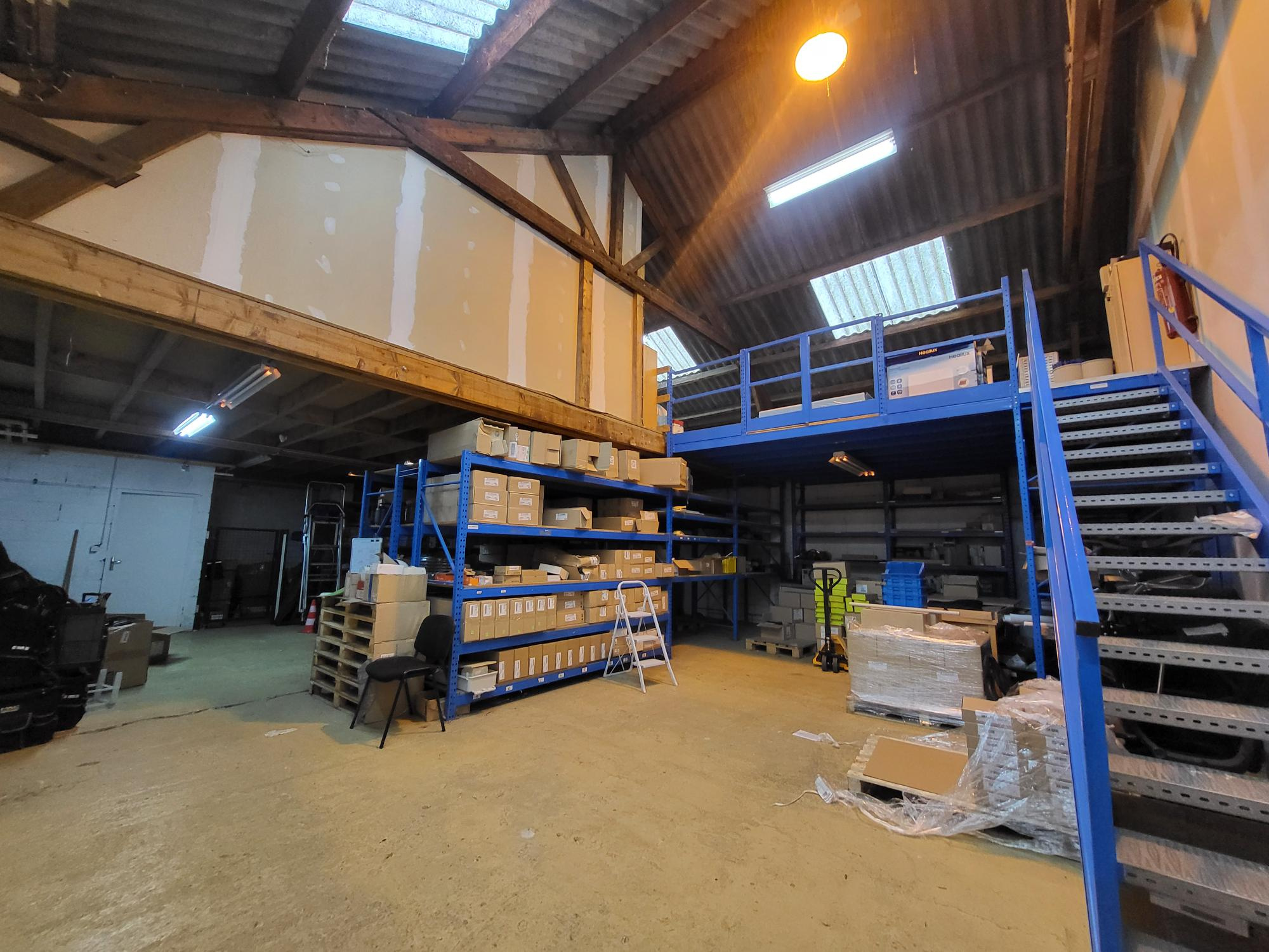 Local D&rsquo;activité 717m² – Angers