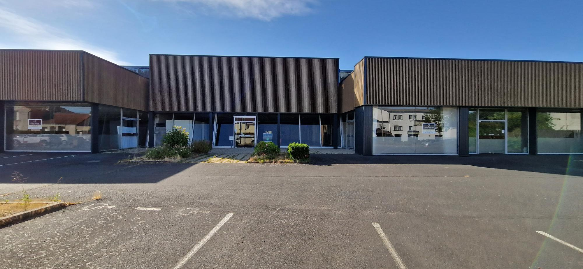 Local Commercial 1725m² – Cholet