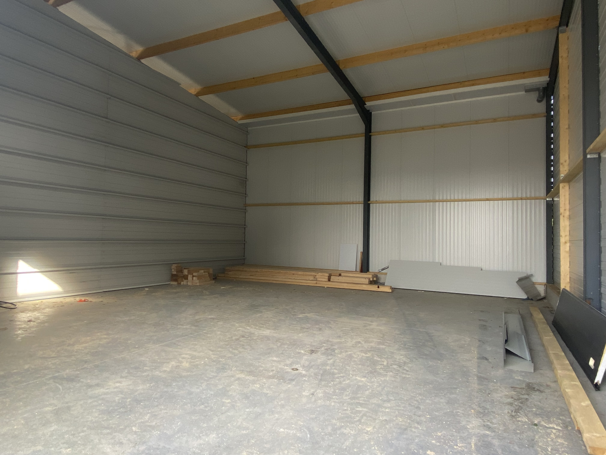 Local D&rsquo;activité 150m² – Saint Leger de Linieres