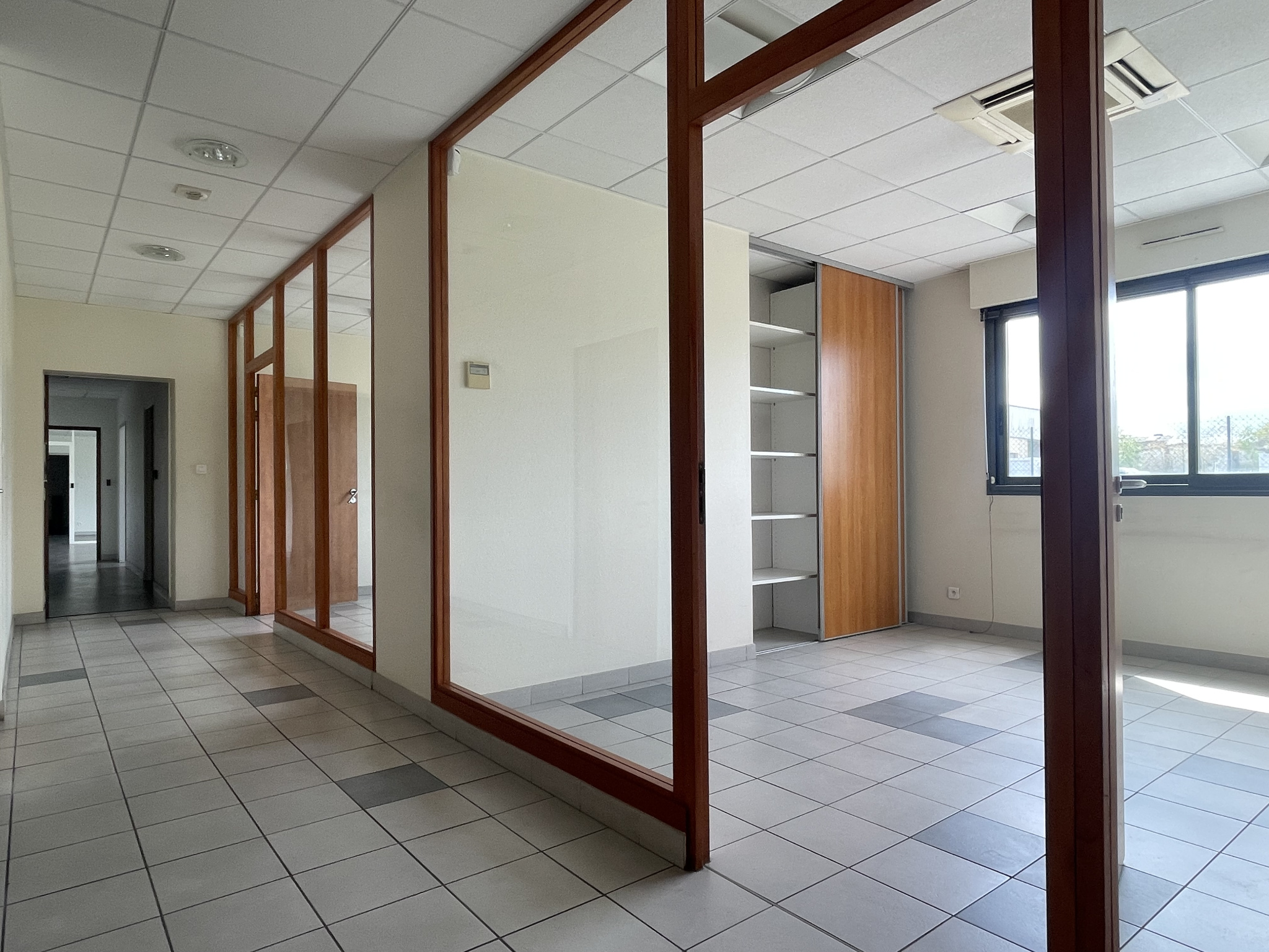 Local D&rsquo;activité 1520m² – Ecouflant