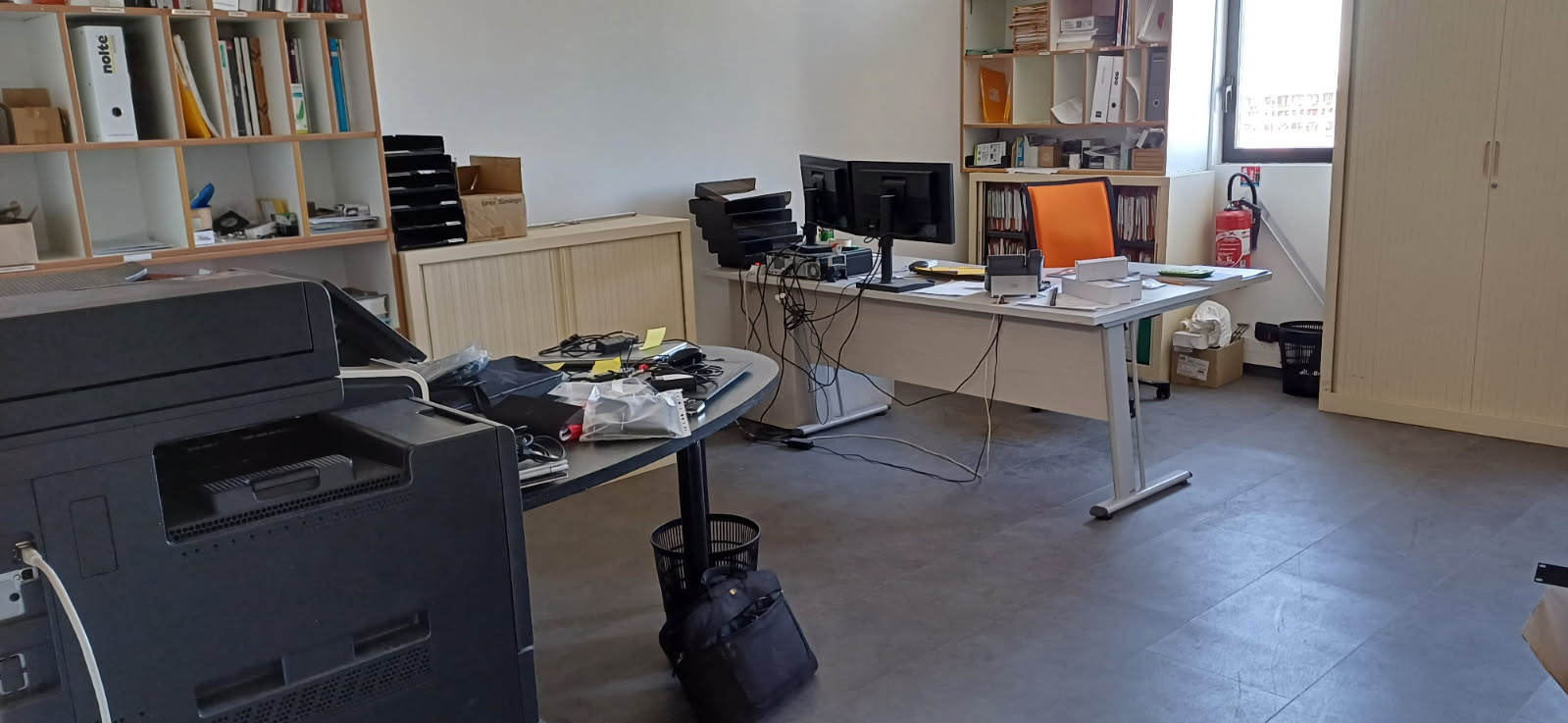 Local Professionnel 493m² – Cholet