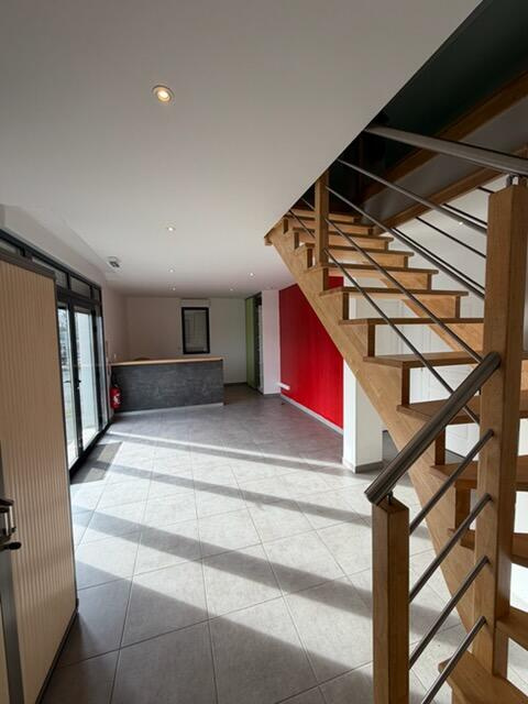 Local D&rsquo;activité 300m² – Cantenay epinard