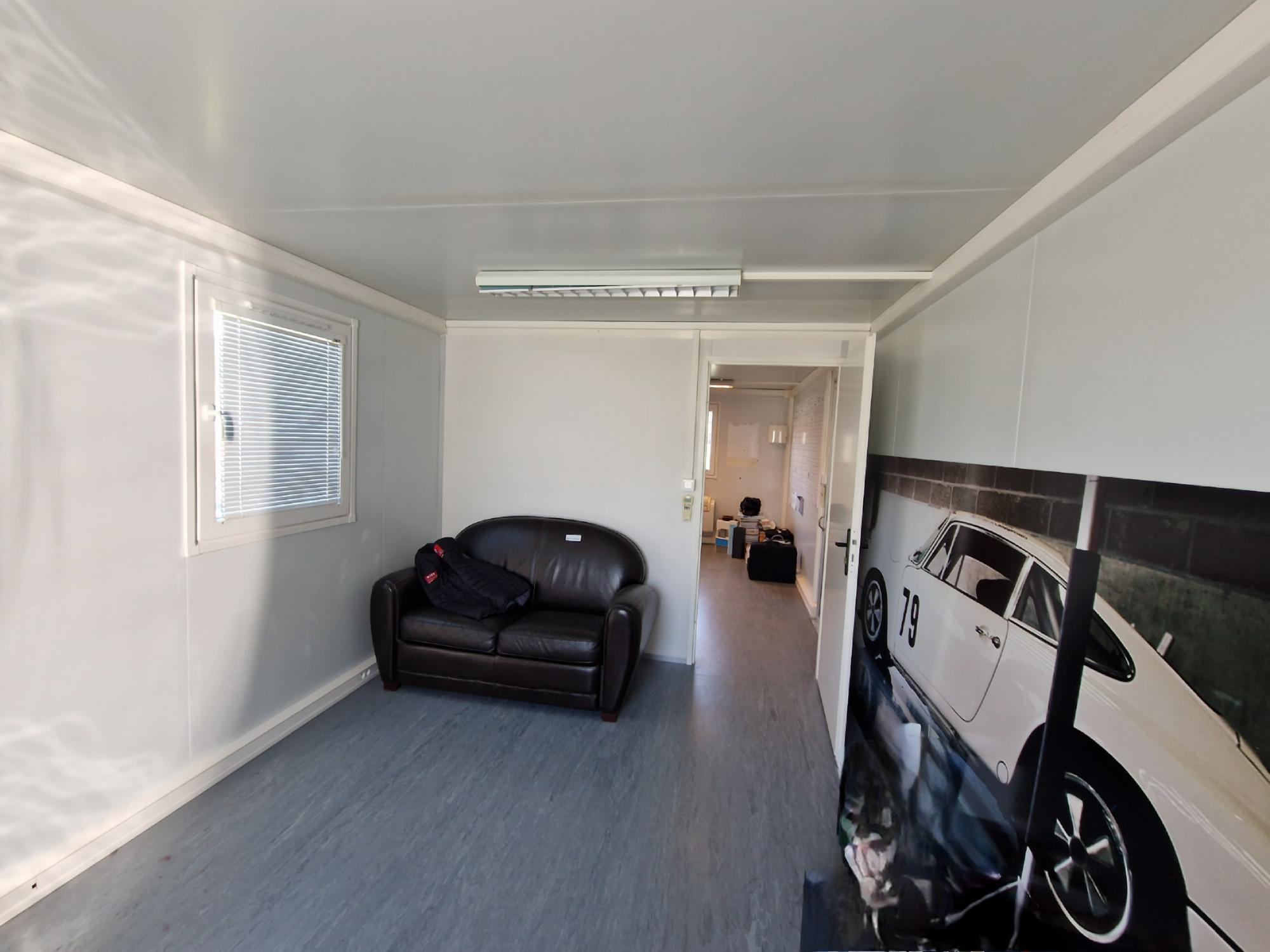 Local D&rsquo;activité 160m² – St melaine sur aubance